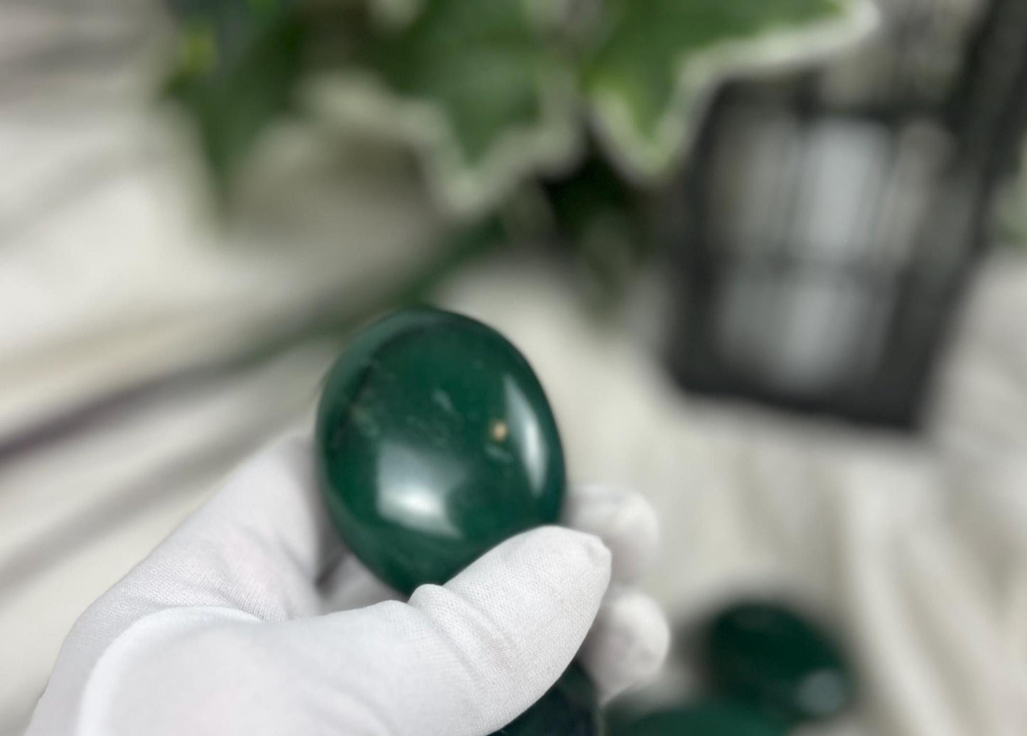 Emerald Green Jade Natural Palm Stone Smooth Polished Carved Crystal for Distraction Anxiety Christmas Holiday Decor Xmas Birthday Gift