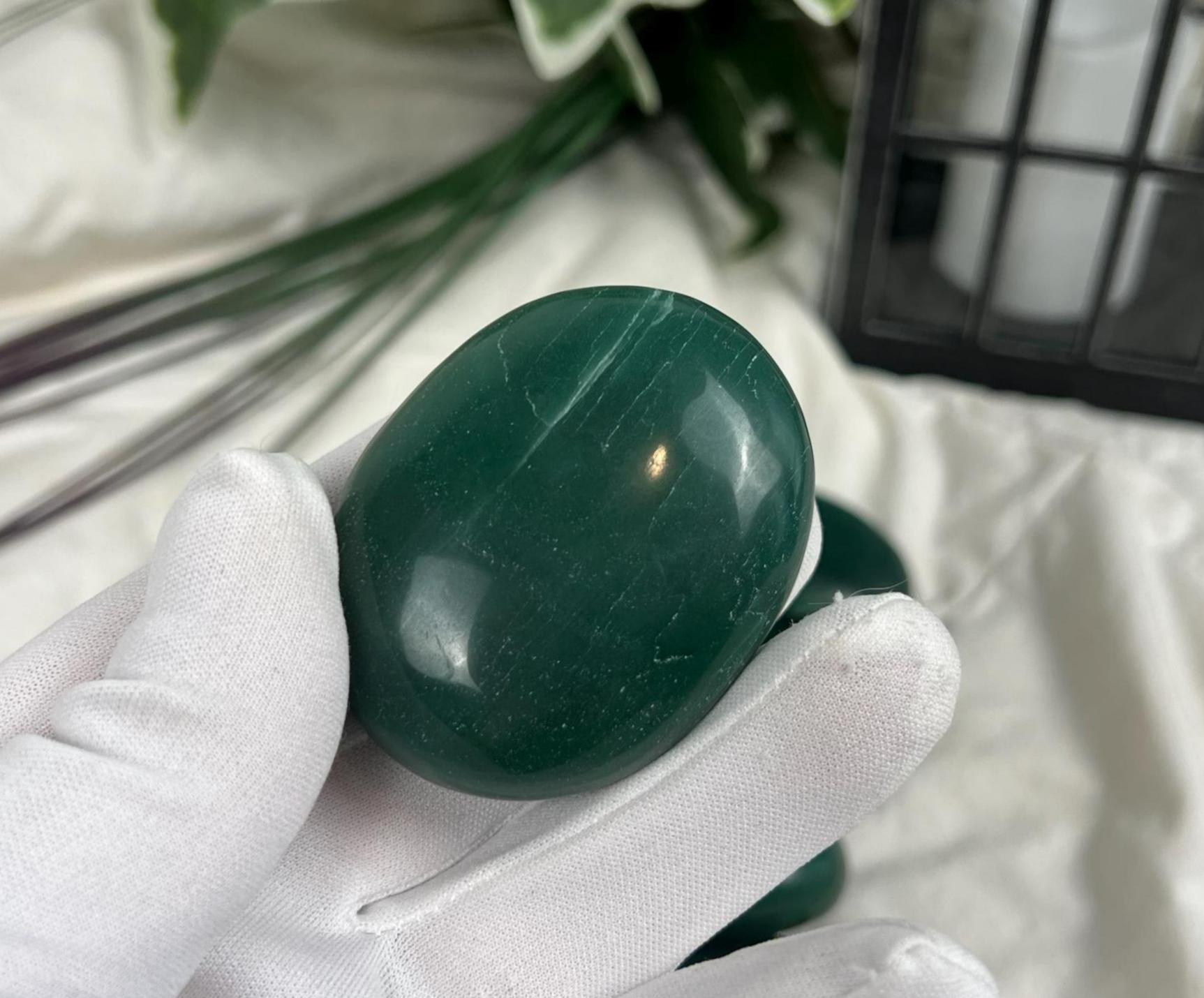 Emerald Green Jade Natural Palm Stone Smooth Polished Carved Crystal for Distraction Anxiety Christmas Holiday Decor Xmas Birthday Gift