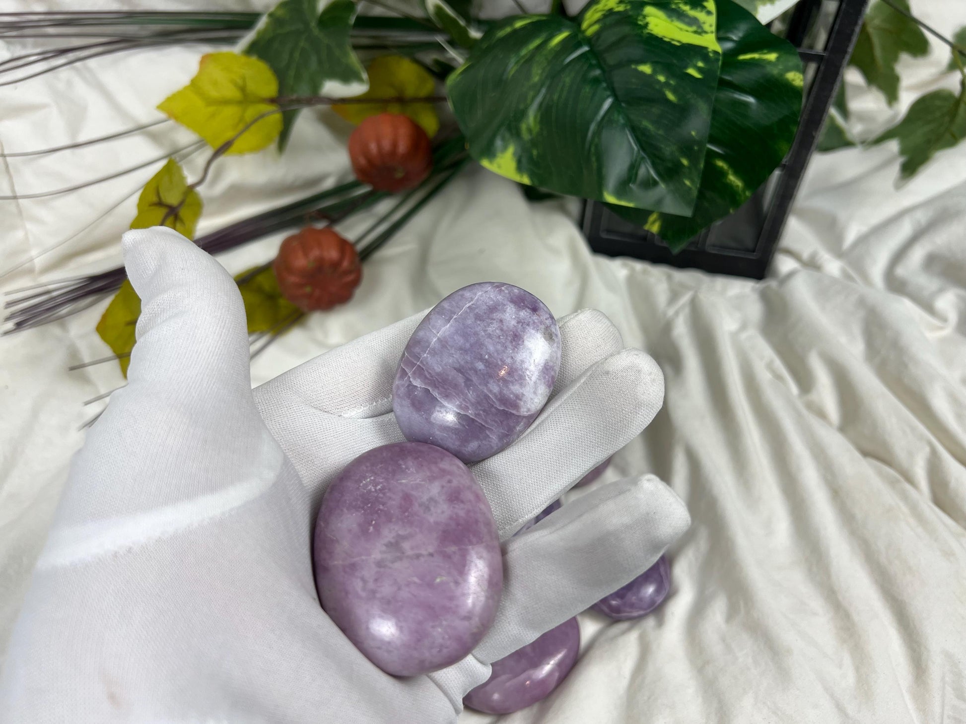 Brazilian Lithionite Natural Palm Stone Smooth Polished Carved Crystal Distraction Home Decor Worry Stress Relief Anxiety Gift Xmas Relief