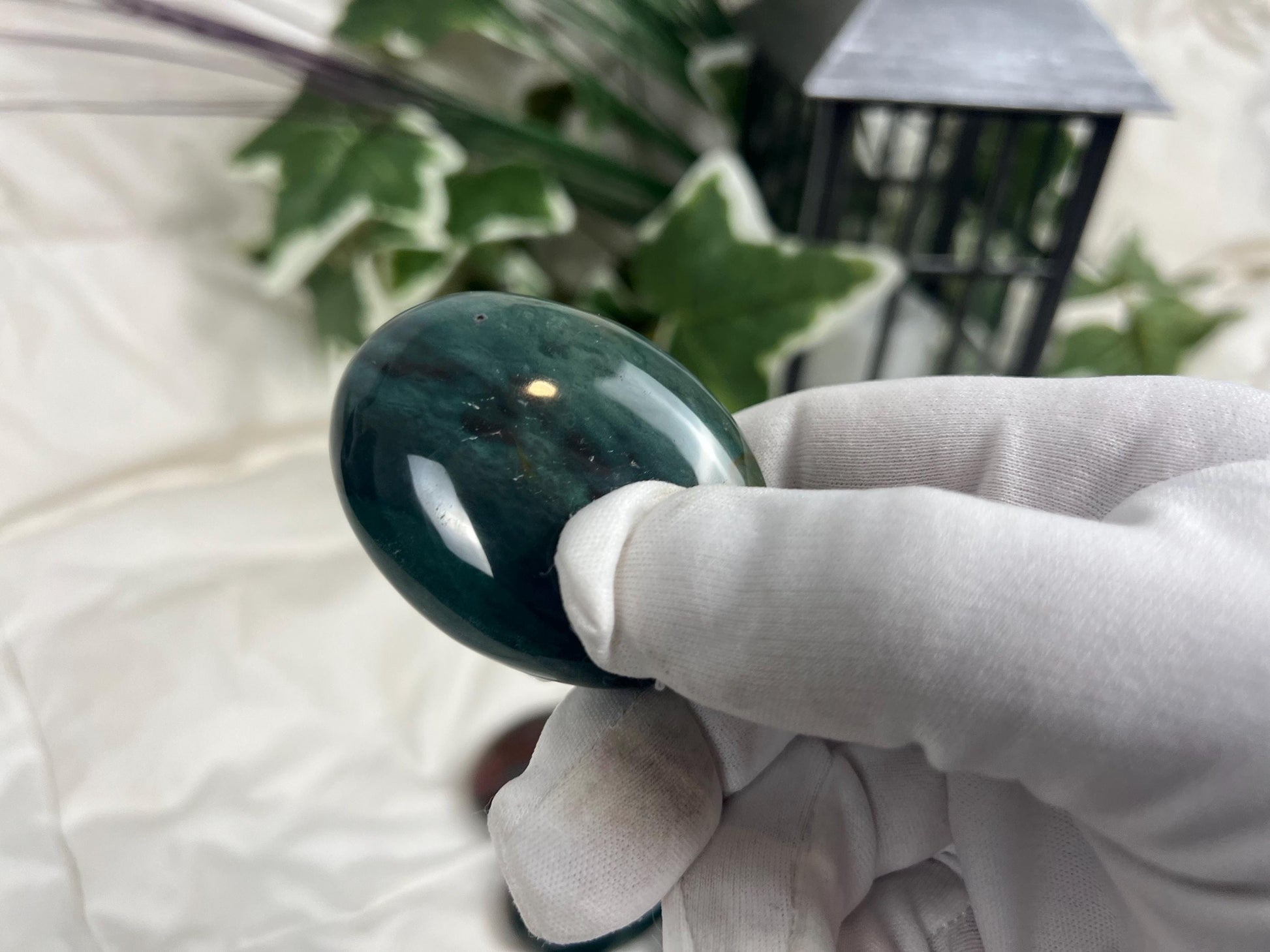 Indian Bloodstone Natural Palm Stone Smooth Polished Carved Crystal for Distraction from Anxiety or Worry Home Decor Holiday Xmas Home Decor