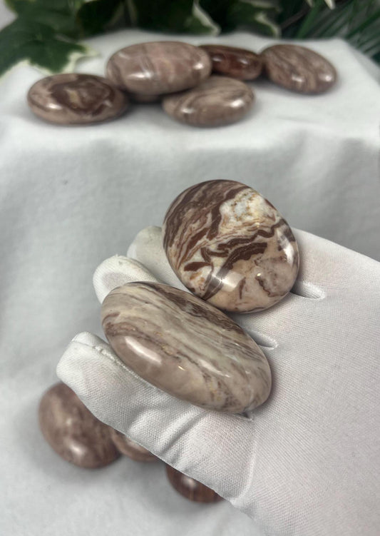 American Volcanic Chocolate Jasper Natural Palm Stone Smooth Polished Carved Crystal for Distraction Home Decor Christmas Home Decor Anxiety