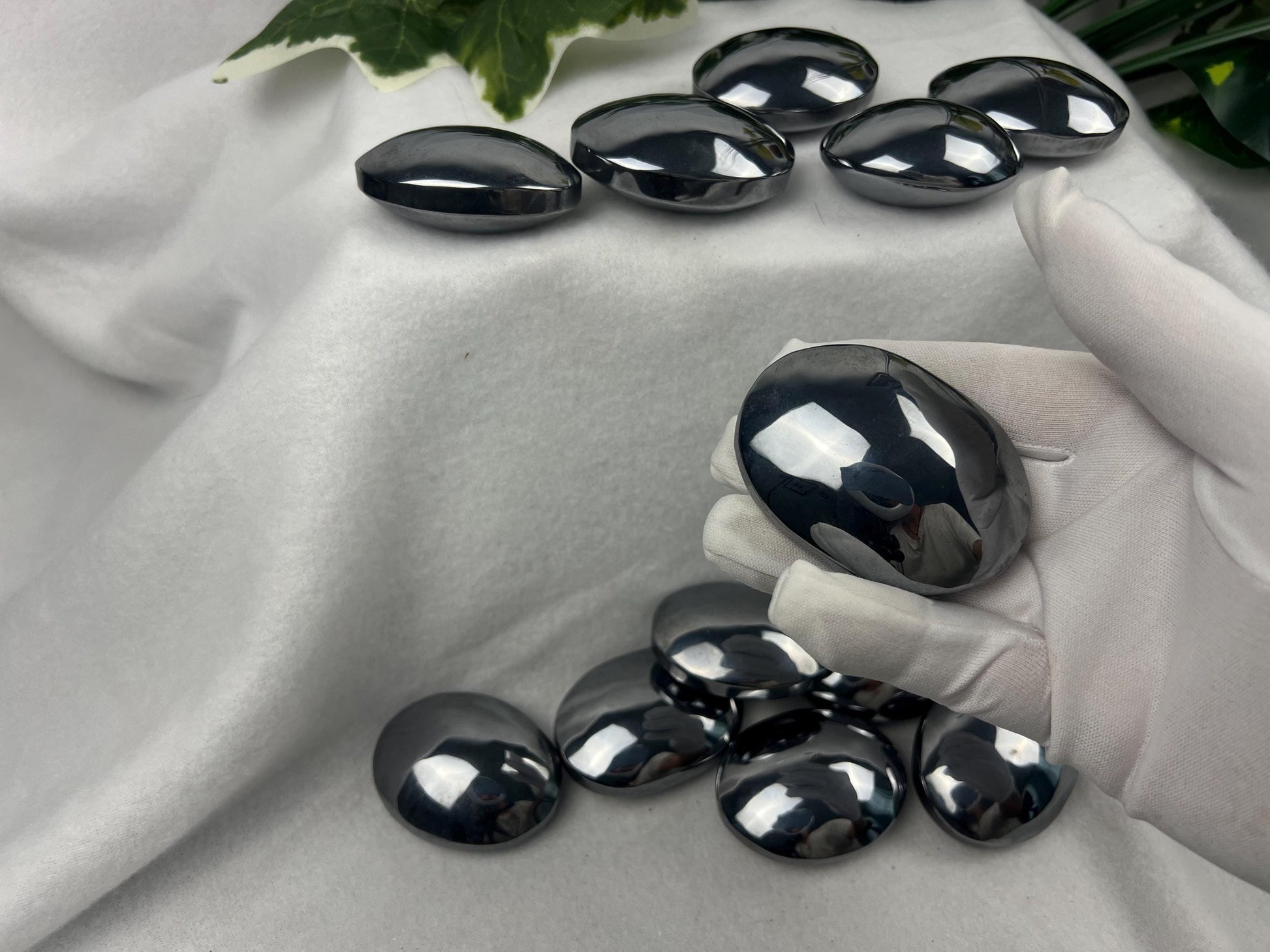 Awesome Terahertz Palm Stones Arts Home Decor Wholesale minerals School Project Christmas Xmas Home Decor Gift Crafting Garden Home Decor