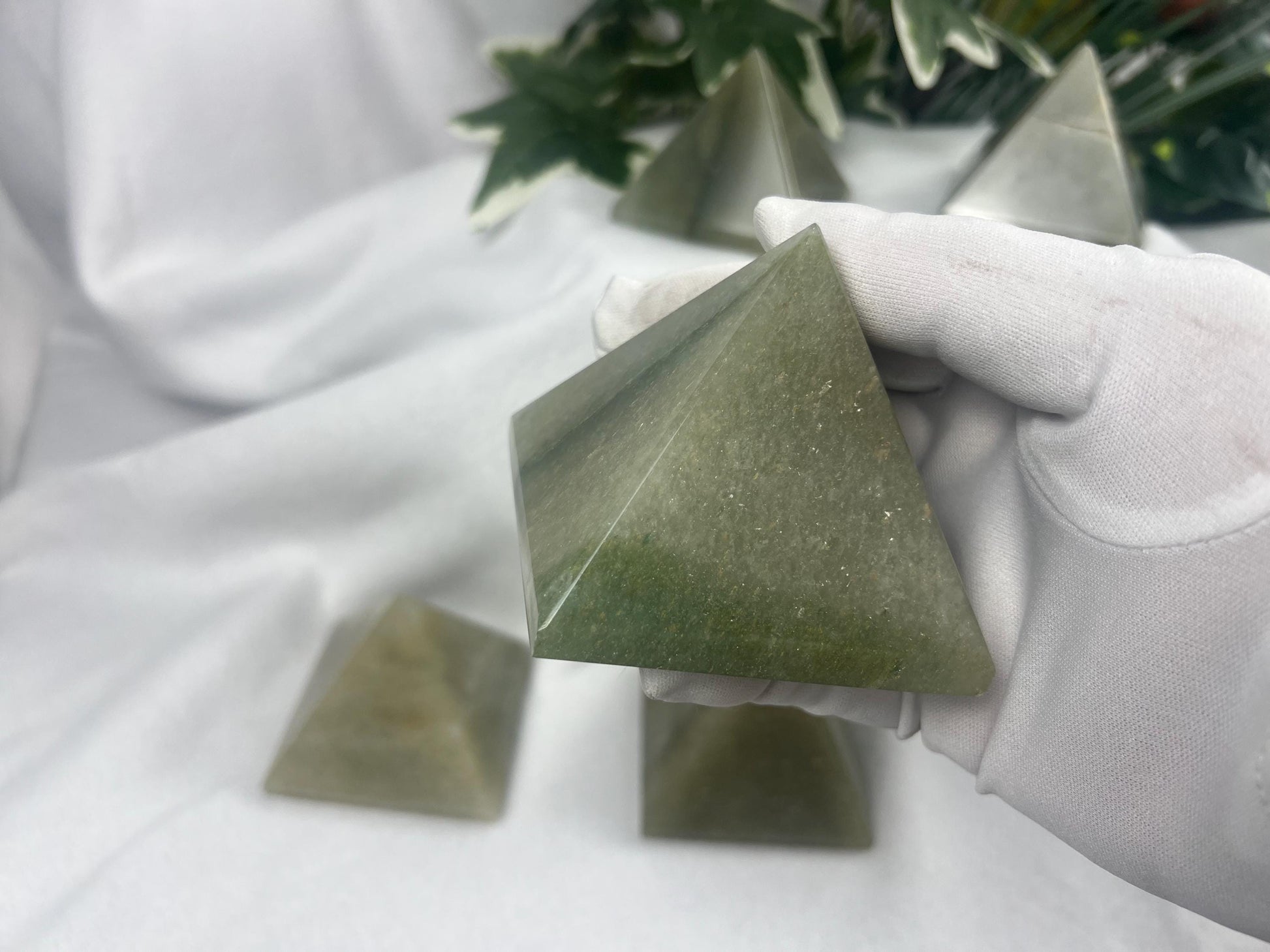 Beautiful Indian Green Aventurine Natural Pyramid Smooth Polished Carved Crystal Worry Anxiety Distraction Meditation Christmas Xmas Decor