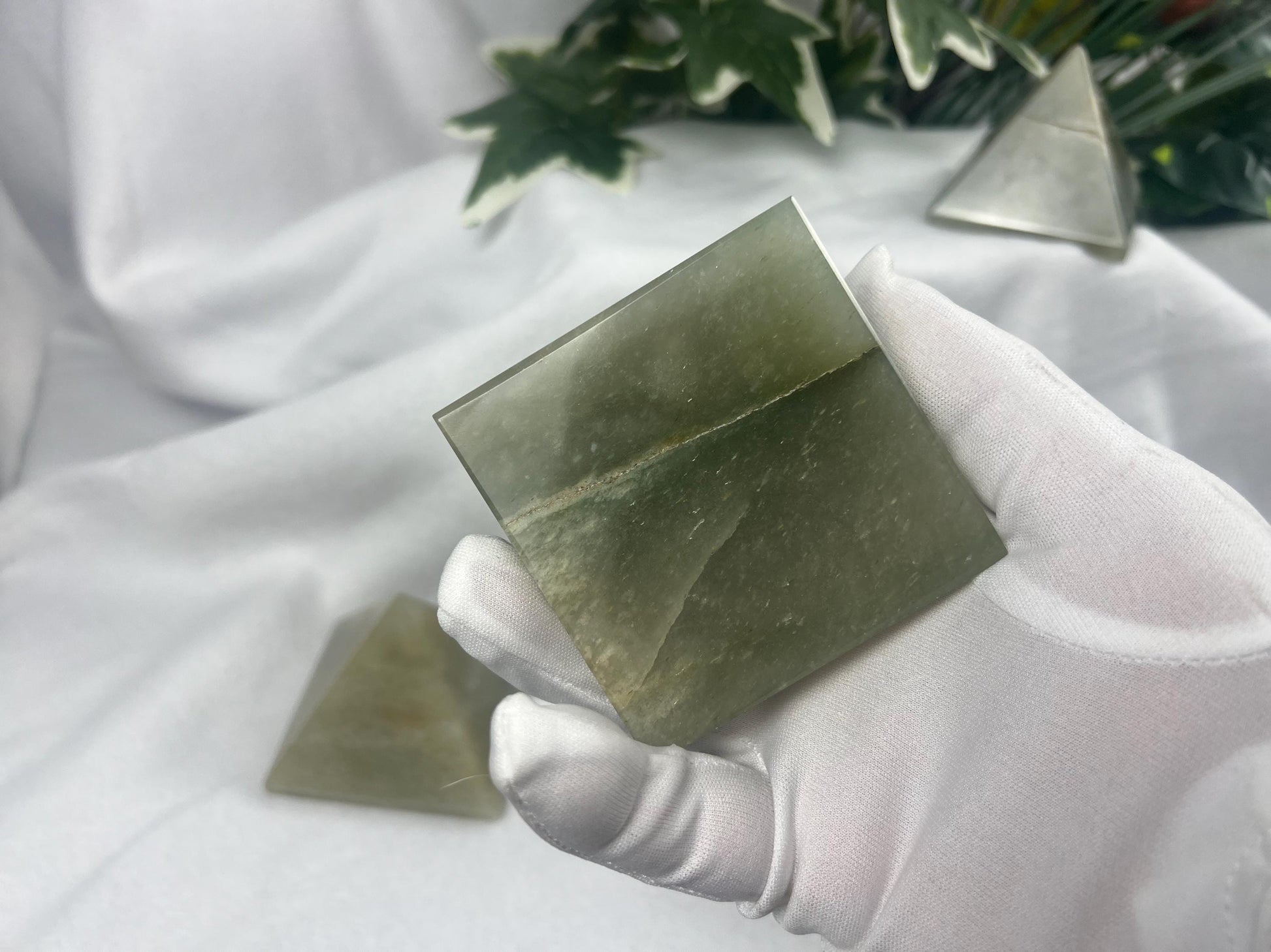 Beautiful Indian Green Aventurine Natural Pyramid Smooth Polished Carved Crystal Worry Anxiety Distraction Meditation Christmas Xmas Decor