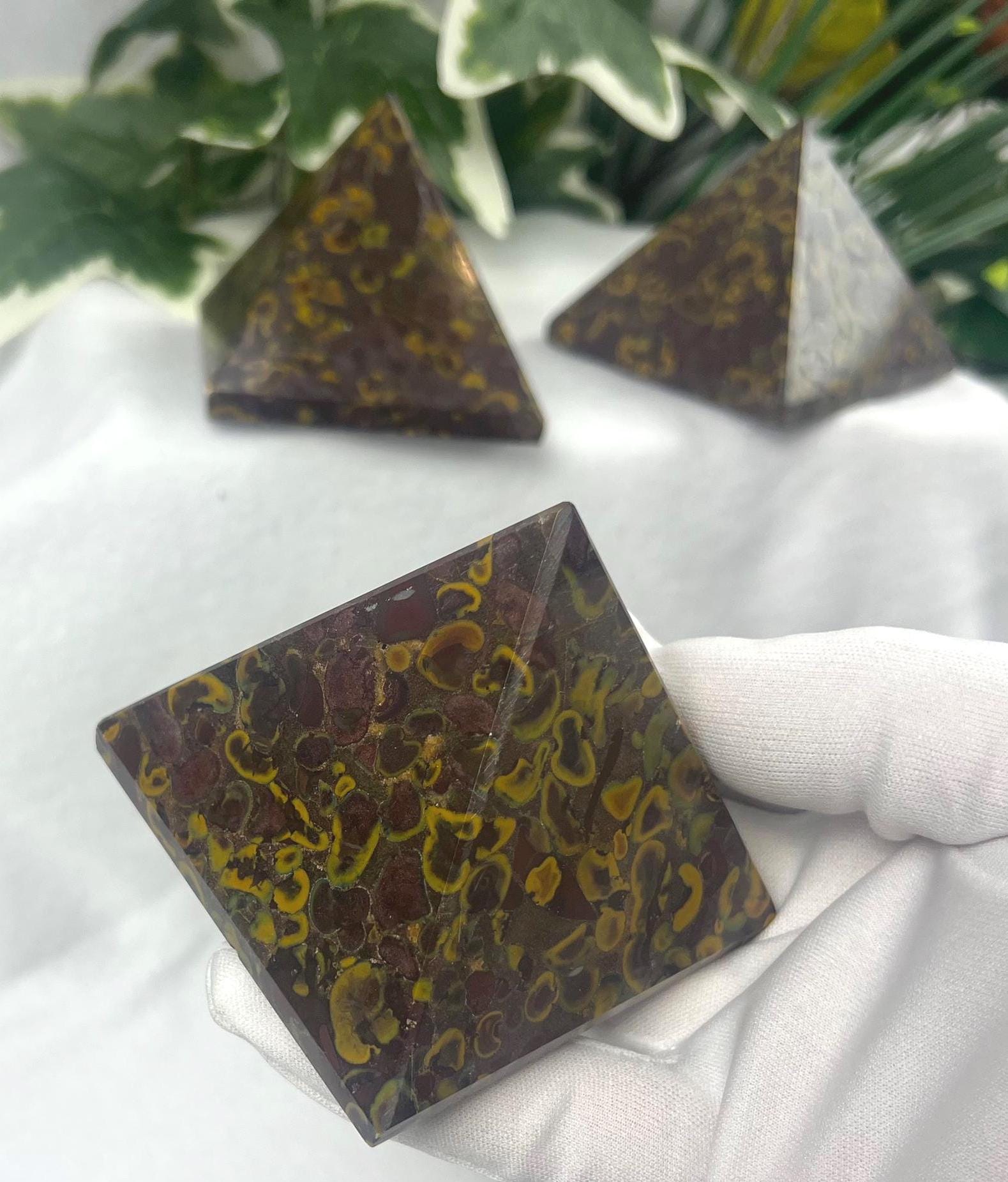 Beautiful Indian Sabalgarh Marble Natural Pyramid Smooth Polished Carved Crystal Worry Anxiety Distraction Meditation Christmas Xmas Decor