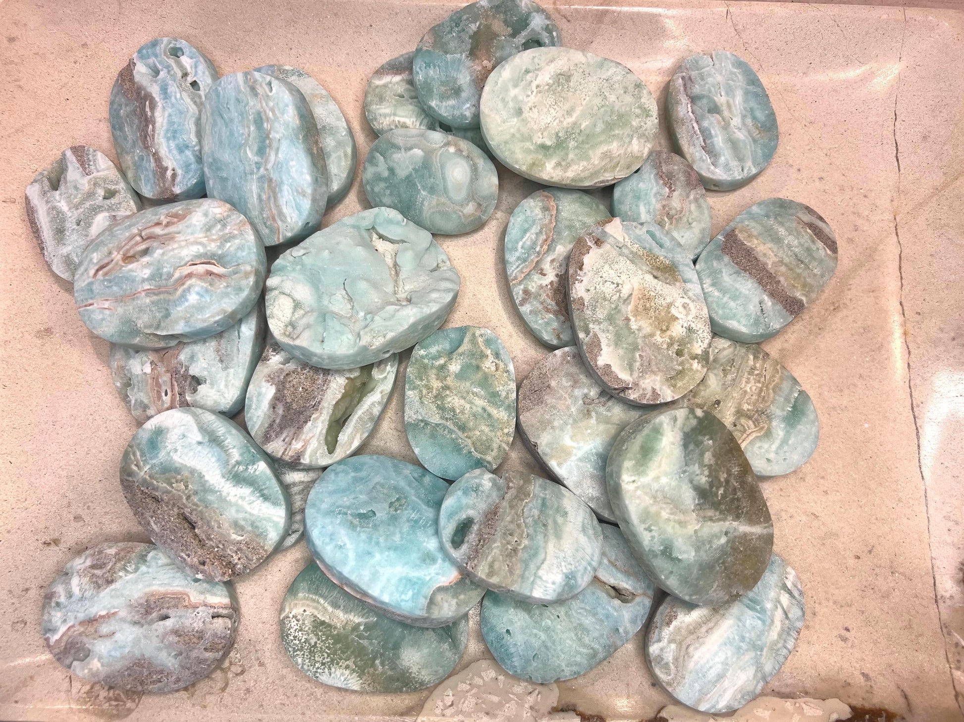 Rare Congo Hemimorphite Natural Palm Stone Smooth Polished Carved Crystal Distraction Home Decor Worry Stress Relief Anxiety Christmas