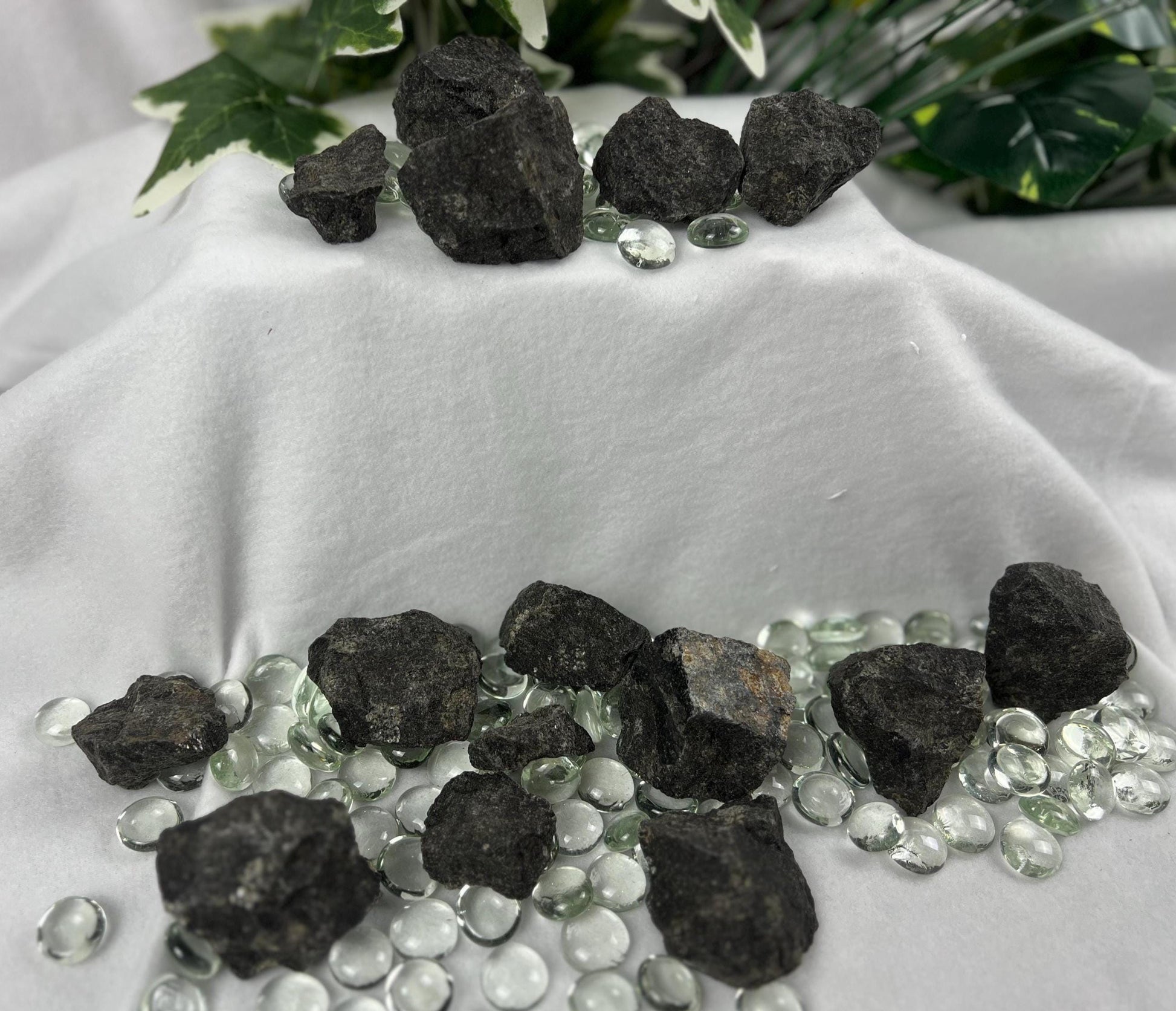 Raw Nuummite - Coppernite Crystals Untreated Anxiety Home Decor Wholesale minerals School Christmas Home Decor Pocket Birthday Gift Worry