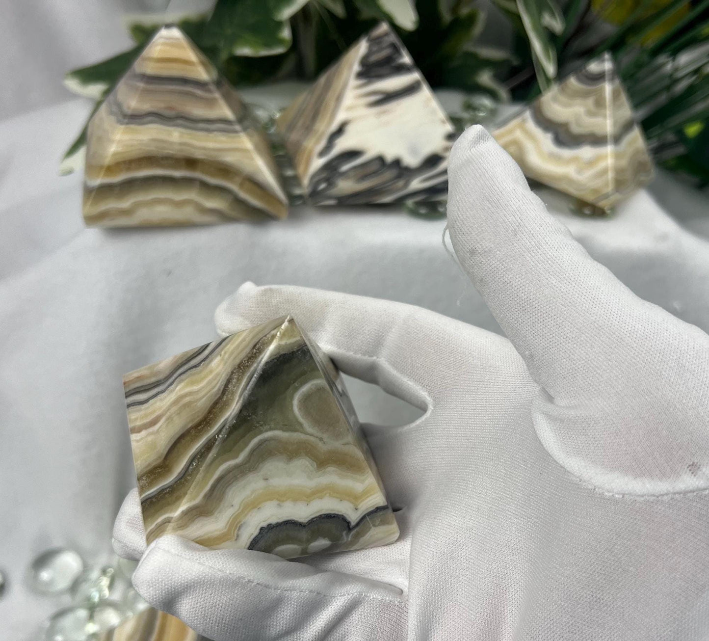 Striking Indian Zebra Calcite Natural Pyramid Smooth Polished Carved Crystal Worry Anxiety Distraction Meditation Christmas Xmas Gift Decor
