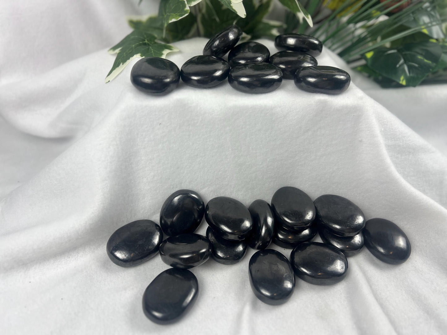 Rare Shungite Palm Stones Crystals Untreated Anxiety Home Decor Wholesale minerals School Christmas Xmas Home Decor Craft