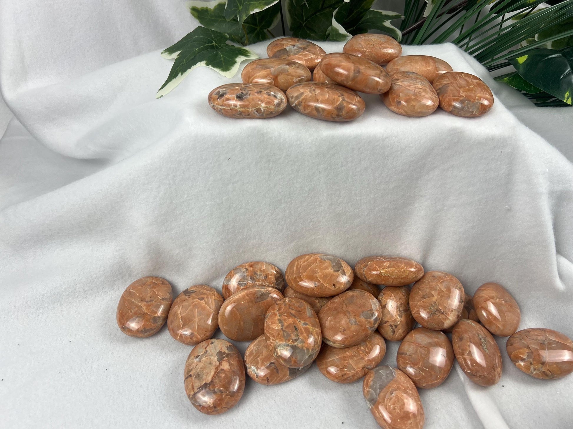 Rajasthan Red Moonstone Natural Full Sized Palm Stone Smooth Polished Carved Crystal for Home Decor Birthday Christmas Xmas Pocket Anxiety