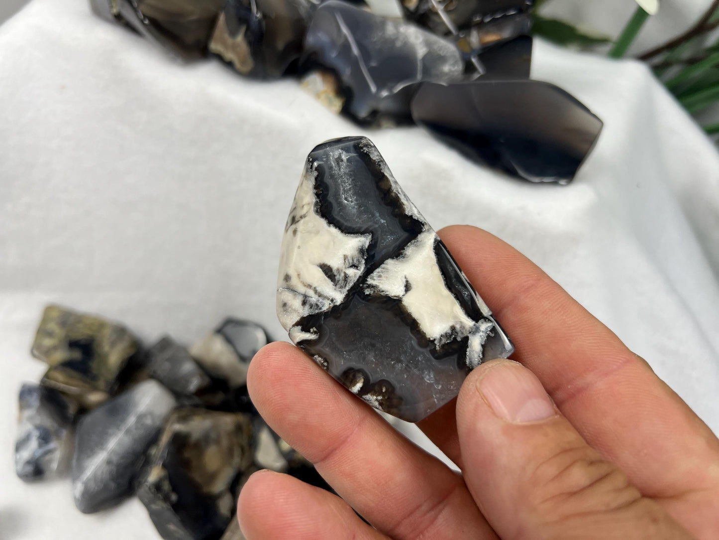 Oregon Volcano Lava Agate Natural Polished Free Form Stone Smooth Carved Crystal Distraction Anxiety Christmas Home Decor Birthday Gift