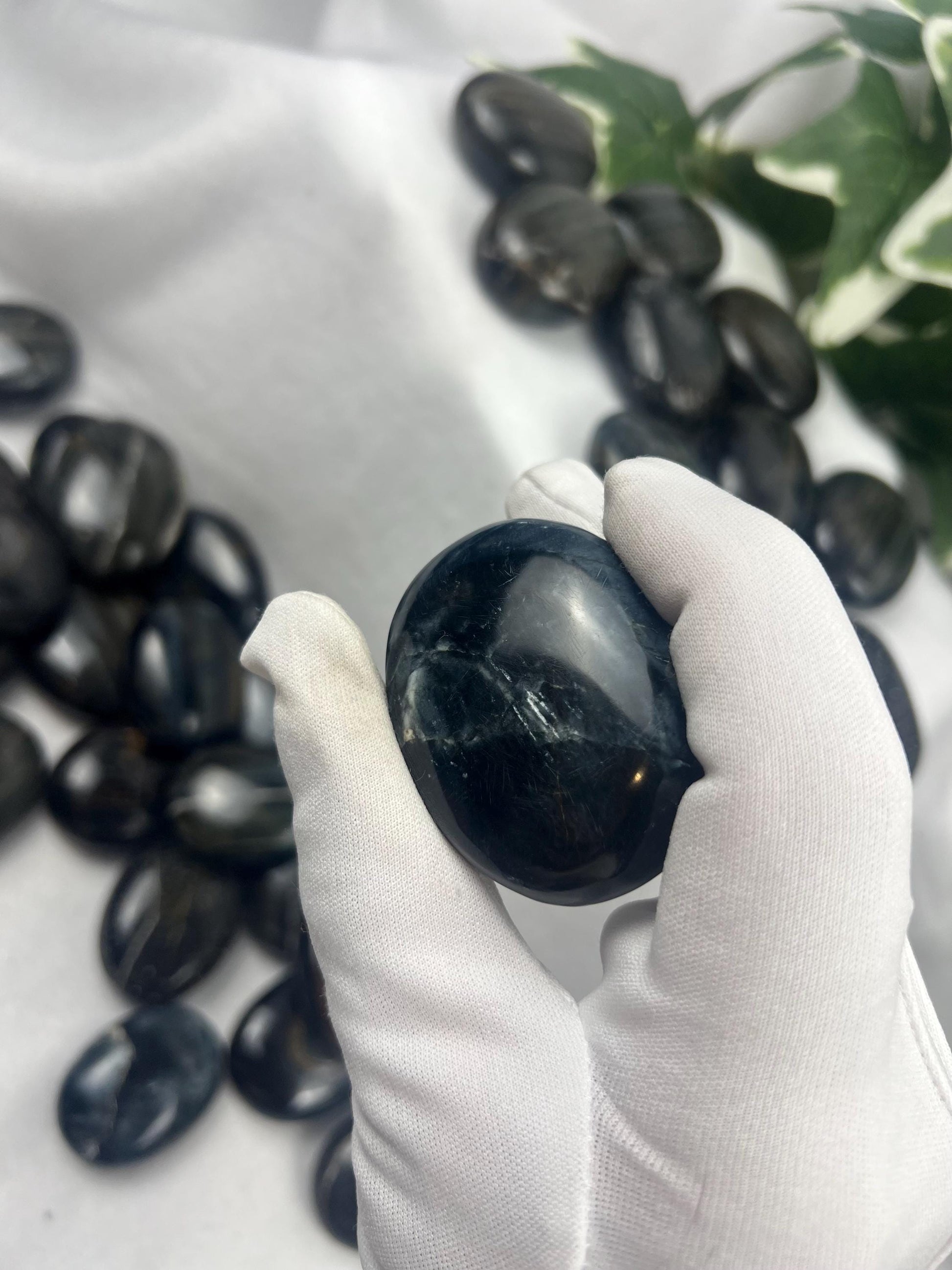 Australian Blue Cats Eye Palm Stone Smooth Polished Carved Crystal for Distraction Pocket Worry Anxiety Home Decor Gift Xmas Christmas