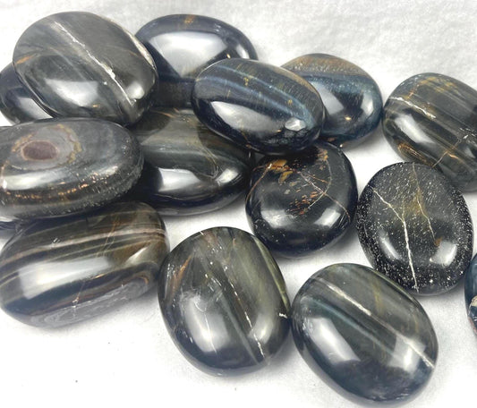 Australian Blue Cats Eye Palm Stone Smooth Polished Carved Crystal for Distraction Pocket Worry Anxiety Home Decor Gift Xmas Christmas