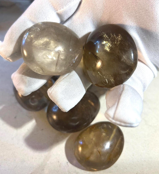 Madagascan Smoky Quartz Natural Palm Stone Smooth Polished Carved Crystal for Distraction Birthday Xmas Gift Anxiety Worry Stone