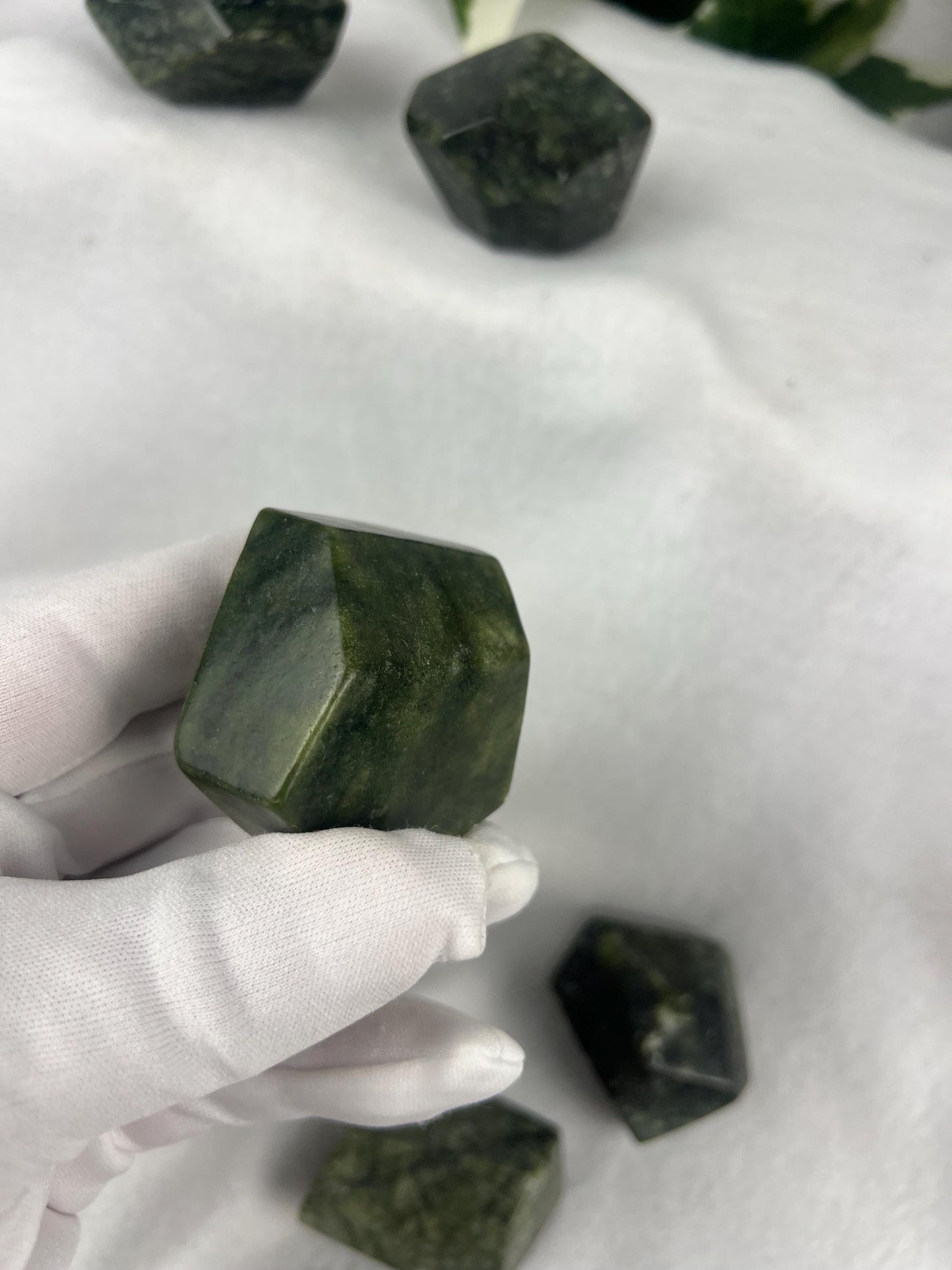 Xiuyan Nephrite Jade Faceted Natural Free Form Stone Smooth Polished Carved Crystal Distraction Home Decor Worry Stress Relief Anxiety Gift