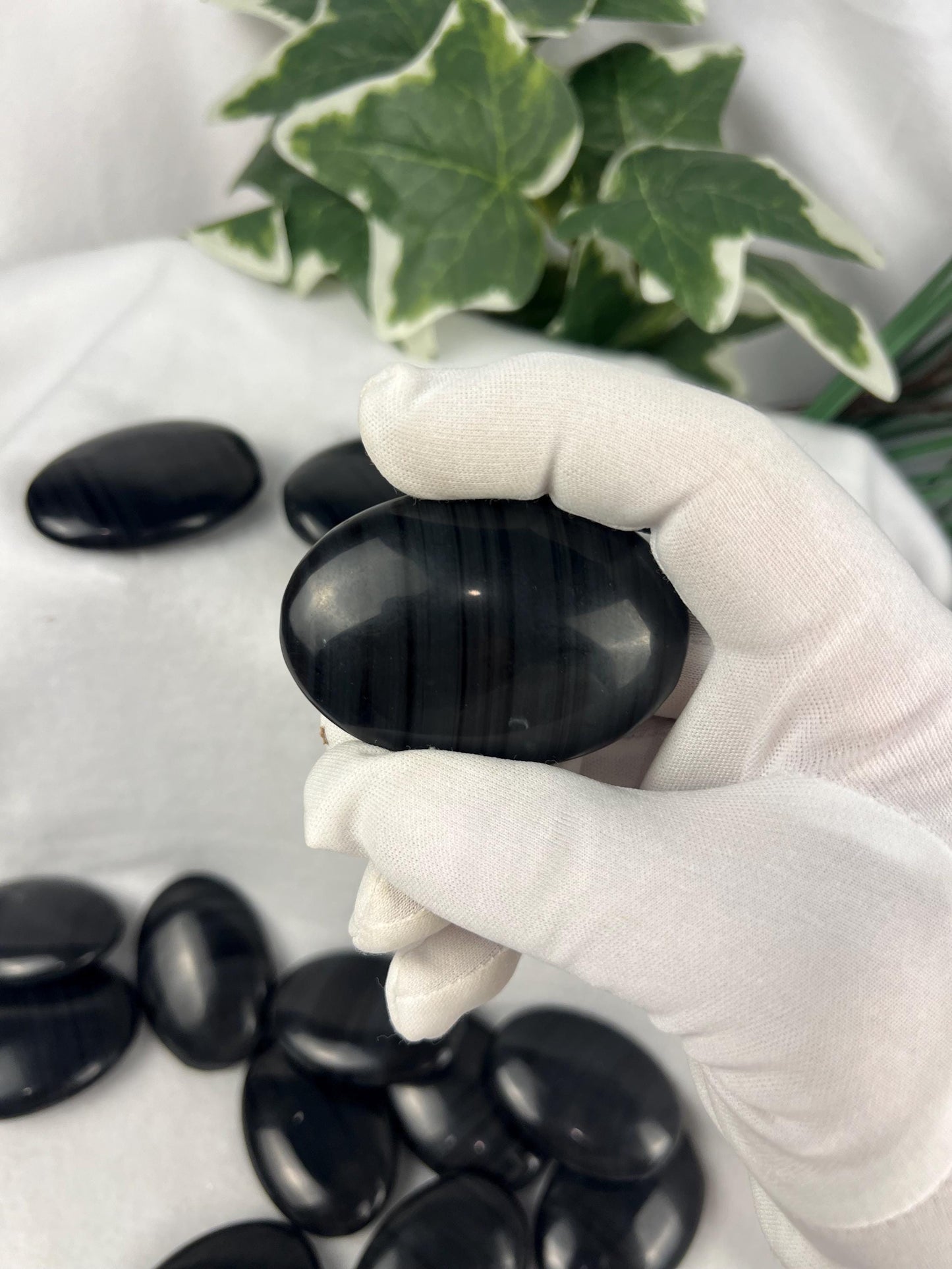 Black Ice Obsidian Polished Palm Stone Crystals Untreated Anxiety Home Decor Wholesale minerals Nirvana Christmas Xmas Home Decor Gift