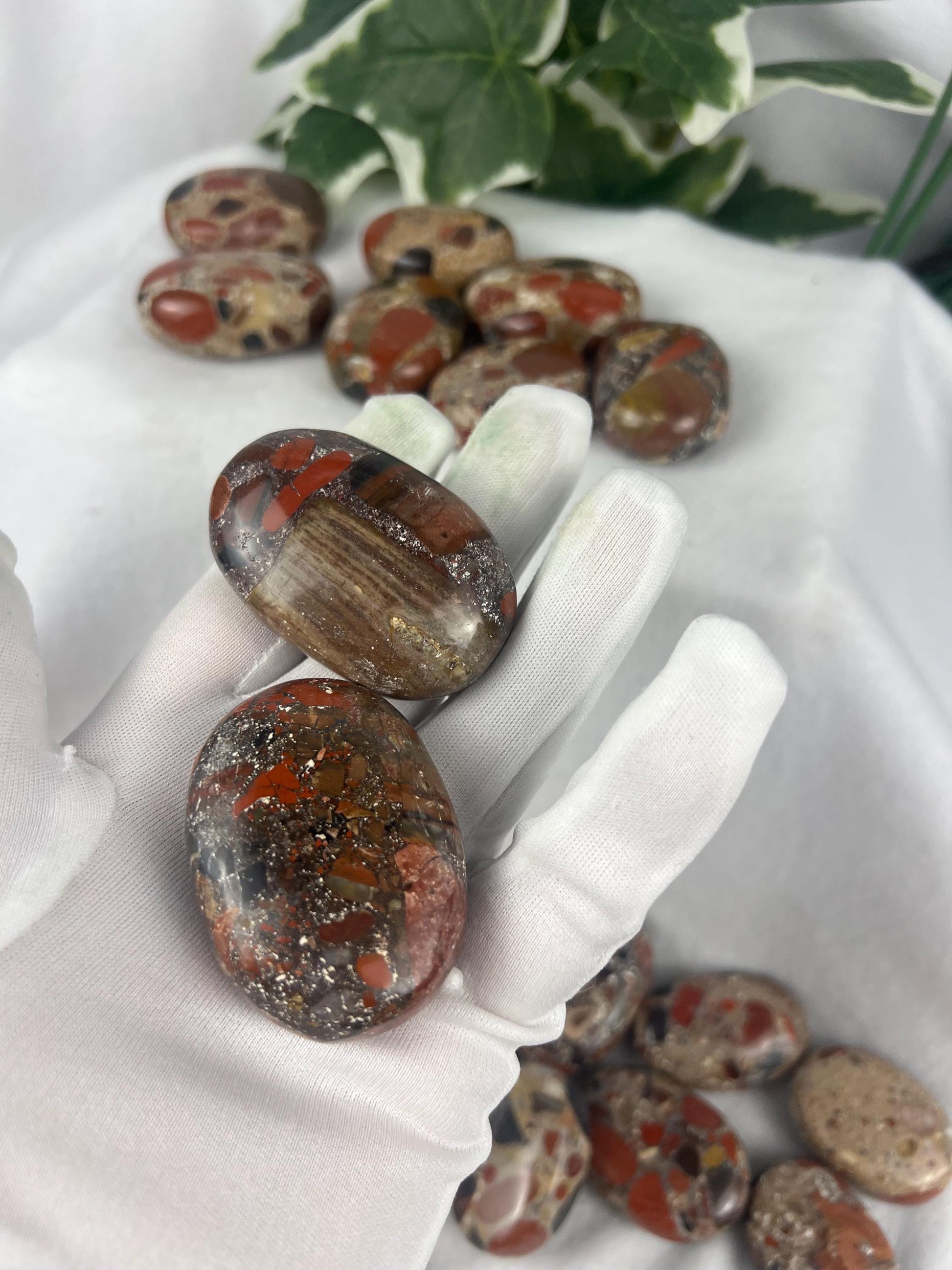 Peculiar Ontario Pudding Stone Natural Palm Stone Smooth Polished Carved Crystal Distraction Home Decor Anxiety Worry Christmas Xmas Gift