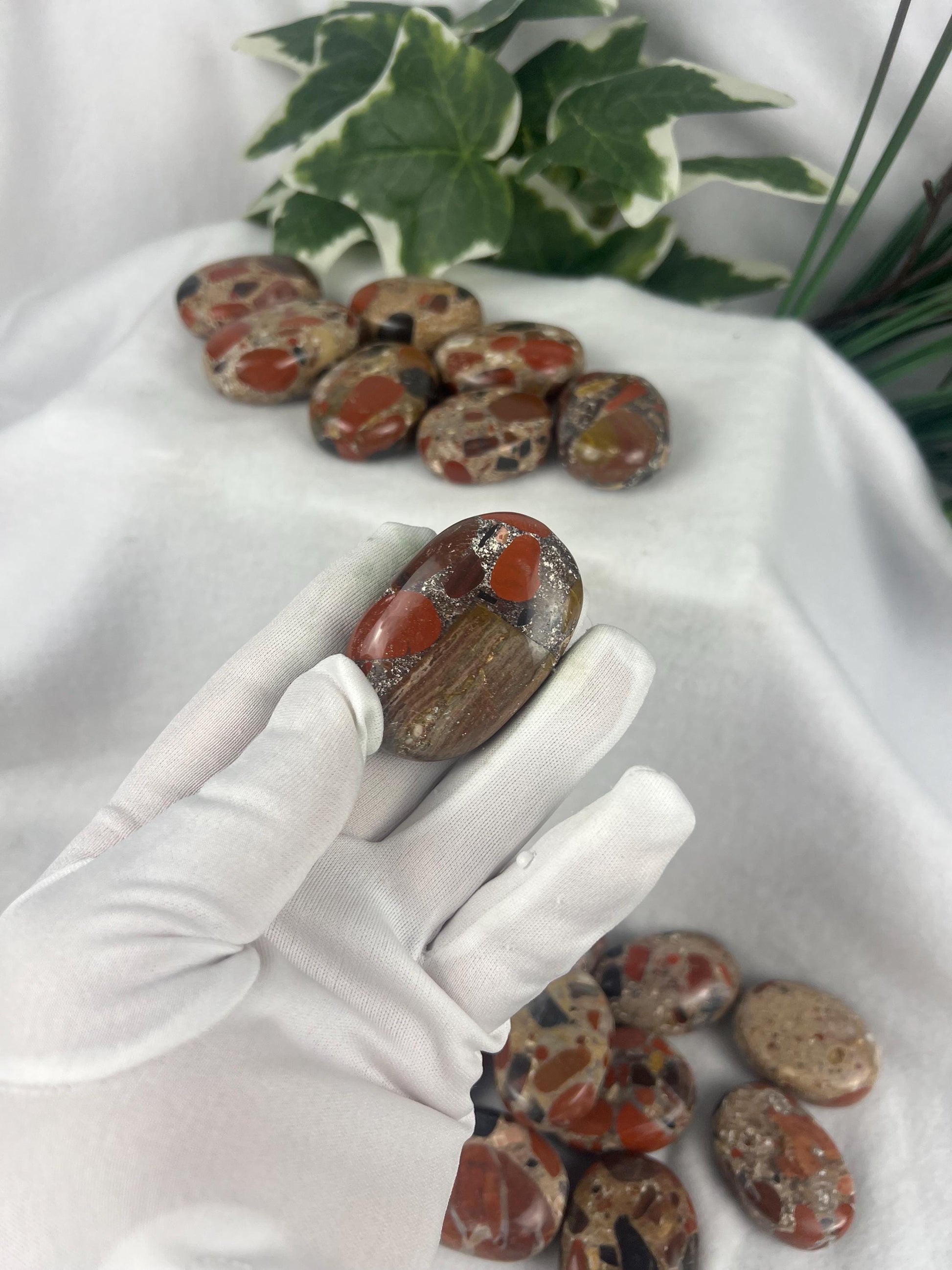 Peculiar Ontario Pudding Stone Natural Palm Stone Smooth Polished Carved Crystal Distraction Home Decor Anxiety Worry Christmas Xmas Gift