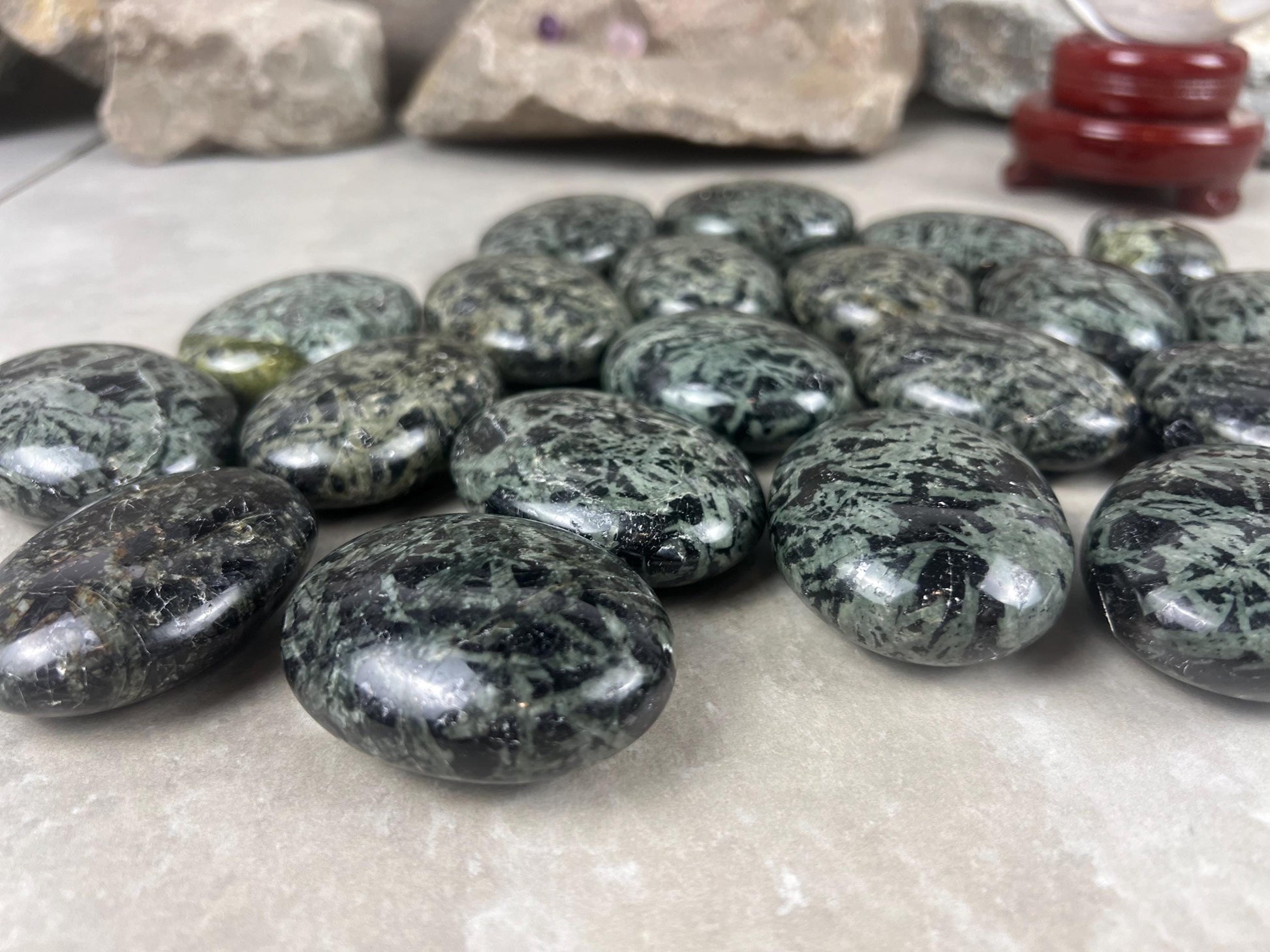 Madagascan Kambaba Jasper Chlorite Crocodile Palm Stone: Polished Worry Stone, Meditation Decor