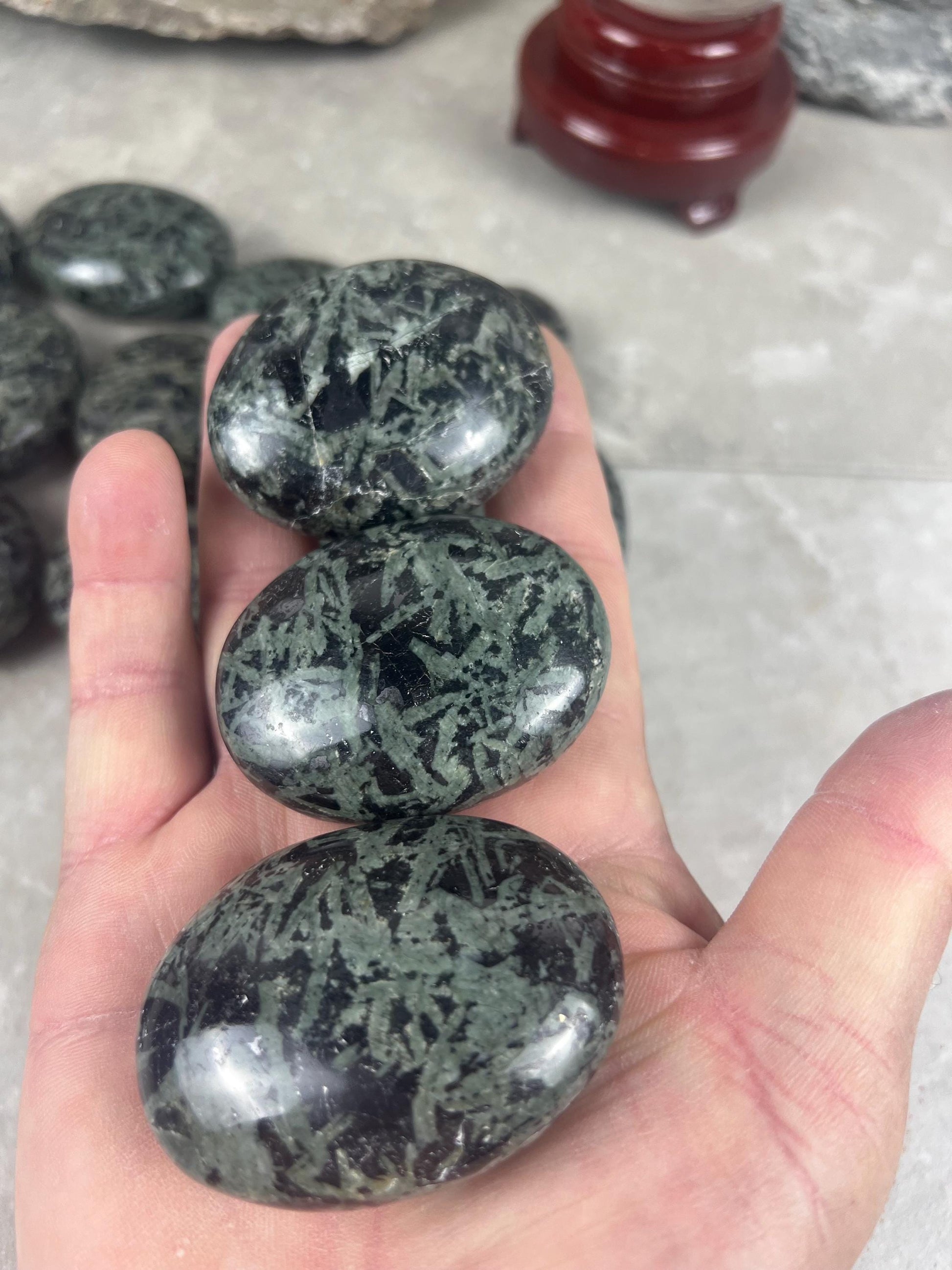 Madagascan Kambaba Jasper Chlorite Crocodile Palm Stone: Polished Worry Stone, Meditation Decor
