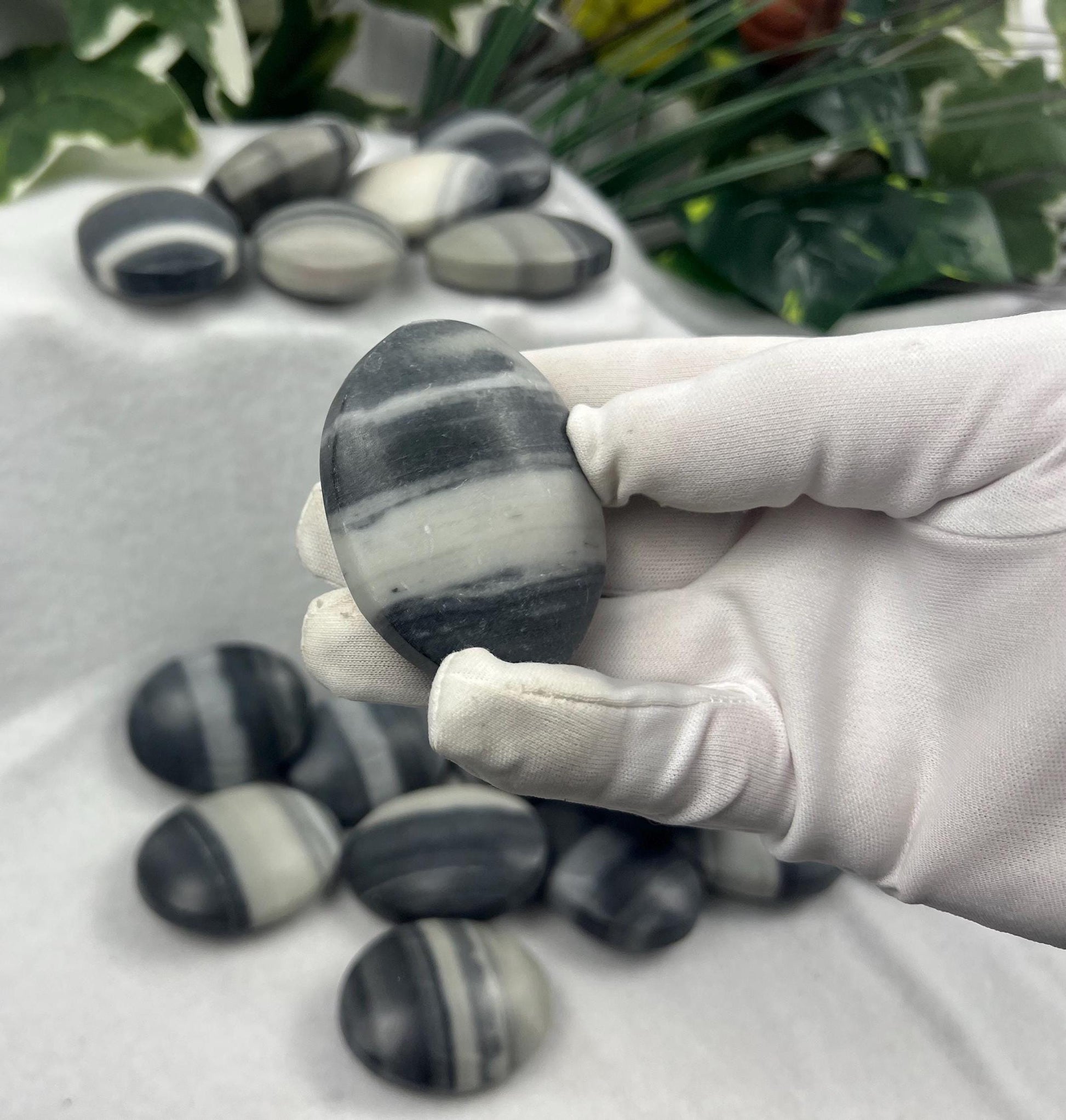 Taiji (Tai Chi) Jade Palm Stones Arts Home Decor Wholesale minerals Project Christmas Xmas Home Decor Gift Crafting Worry Polished pocket