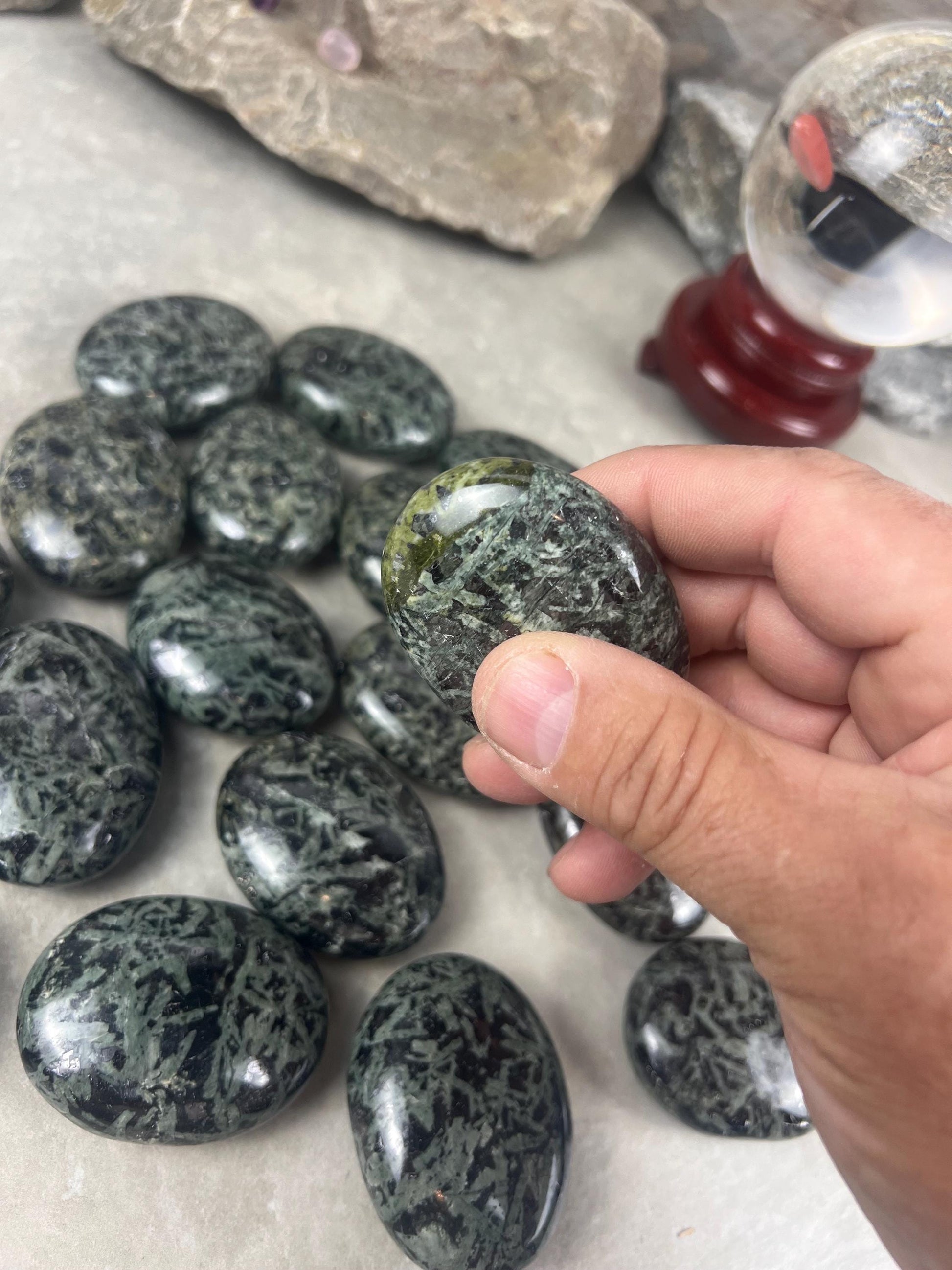 Madagascan Kambaba Jasper Chlorite Crocodile Palm Stone: Polished Worry Stone, Meditation Decor