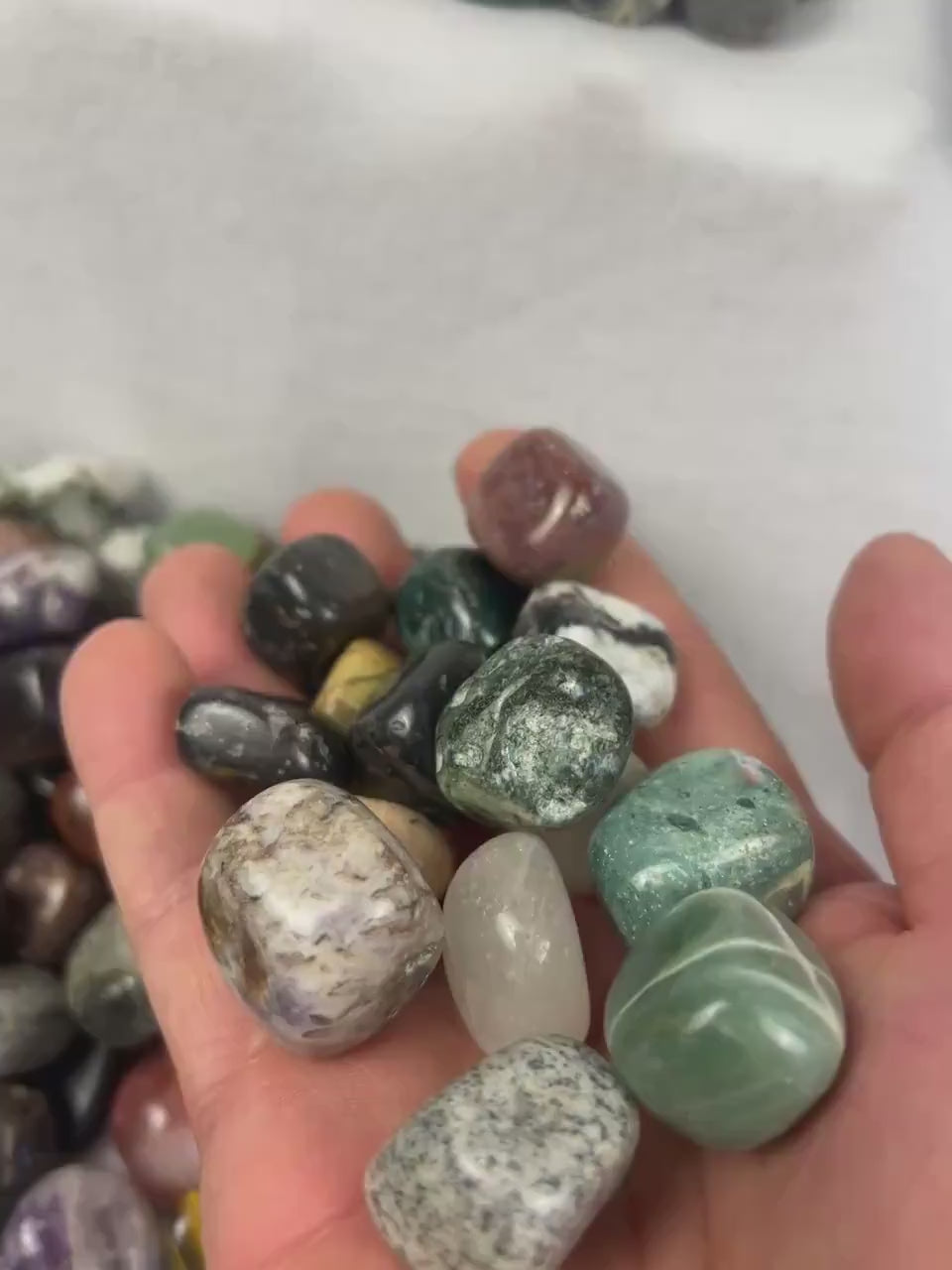Polished Tumble Stones: Assorted Gemstones for Crafts & Decor