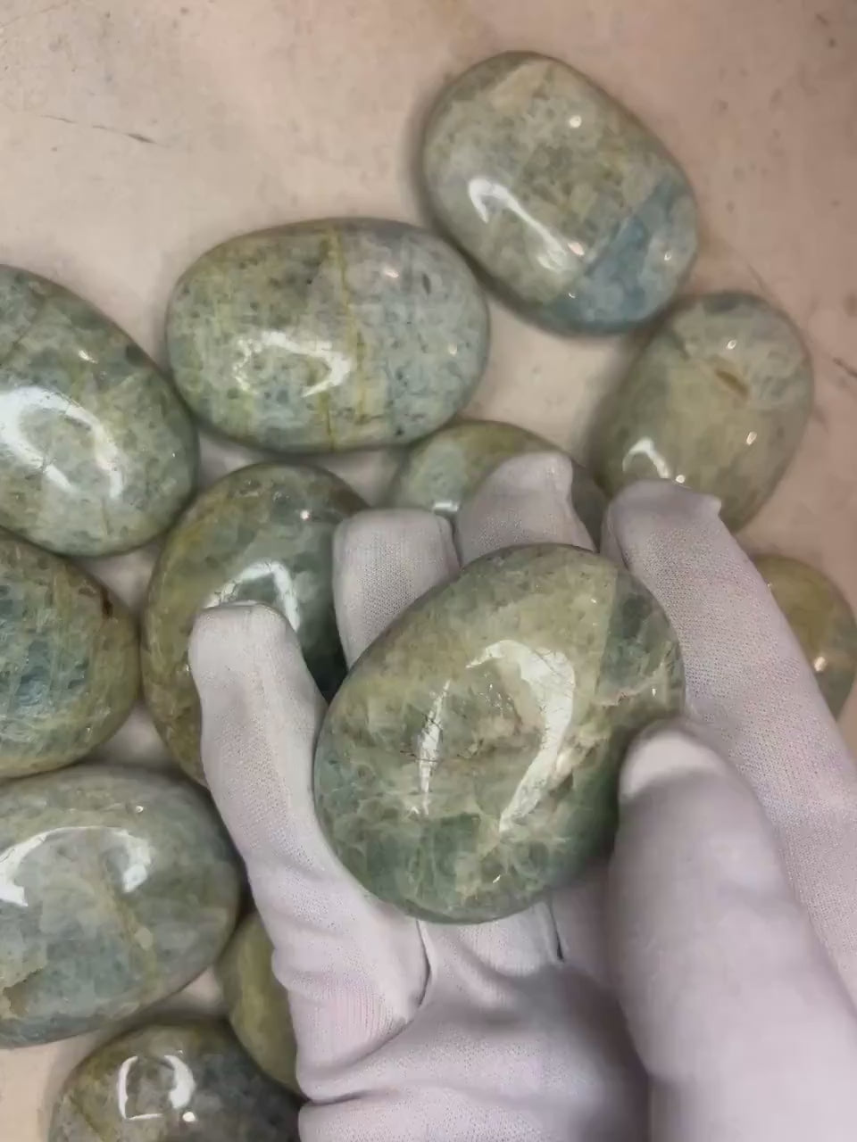 Mozambique Aquamarine Palm Stone: Polished Worry Stone, Chakra Decor