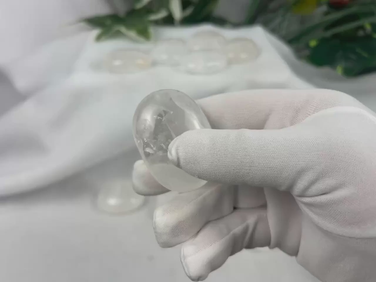 Clear Quartz Palm Stone: Polished Crystal for Meditation & Anxiety Relief