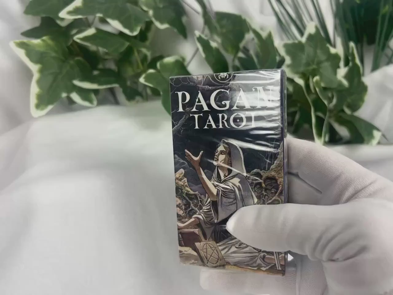 Pagan Tarot Deck: Lo Scarabeo, Wiccan Traditions, 78 Cards