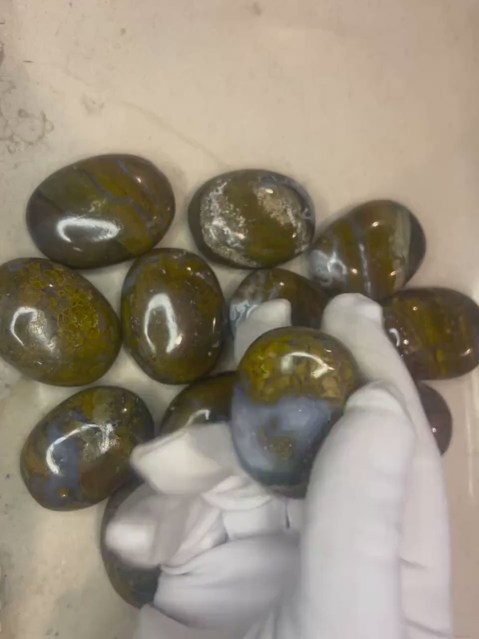 Indian Moss Agate Palm Stone: Polished Carved Crystal Decor
