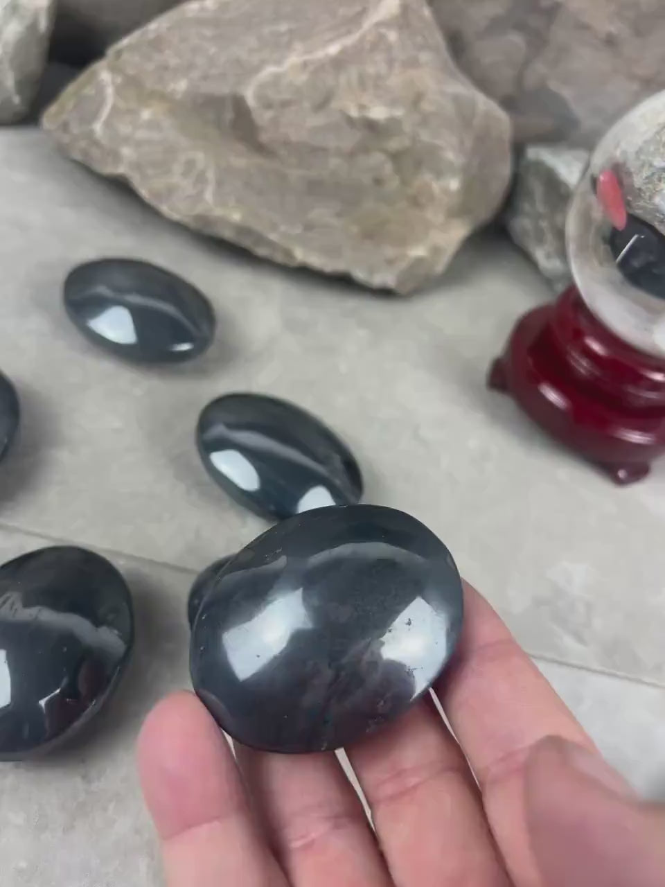 Pilbara Australian Dense Polished Hematite Palm Stone Anxiety Worry Meditation Decor