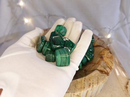 Polished Malachite Palm Stone: Natural Crystal Cube for Anxiety Relief Home Decor Worry Pocket Stress Anxiety Palm Stone