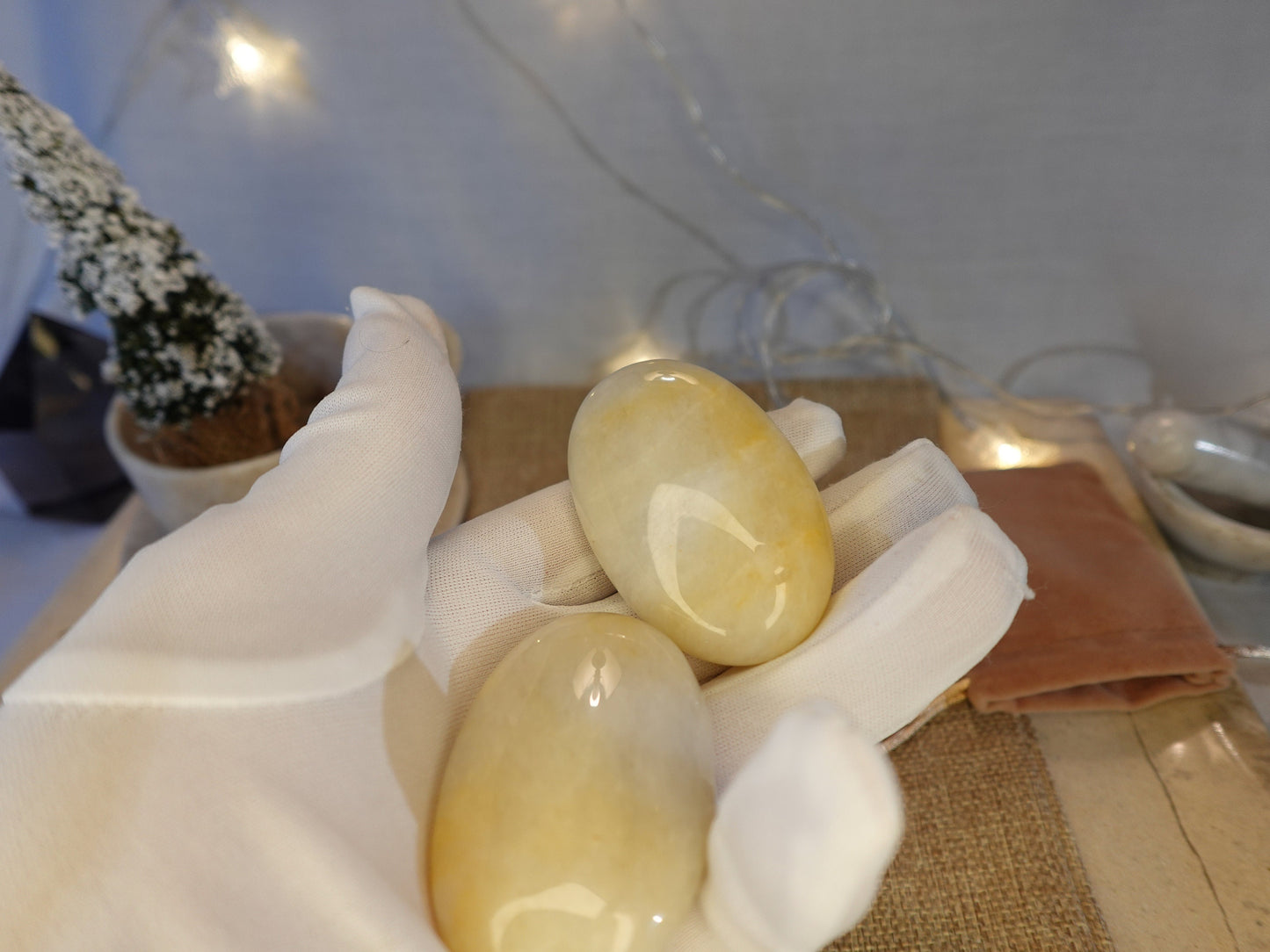 Lemon Quartz Natural Palm Stone Smooth Polished Carved Crystal for Distraction Birthday Christmas Xmas Gift