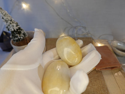 Lemon Quartz Palm Stone Polished Natural Crystal Polished Worry Stone Home Decor Anxiety Pocket Distraction Meditation Birthday Christmas