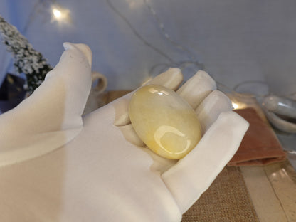 Lemon Quartz Palm Stone Polished Natural Crystal Polished Worry Stone Home Decor Anxiety Pocket Distraction Meditation Birthday Christmas