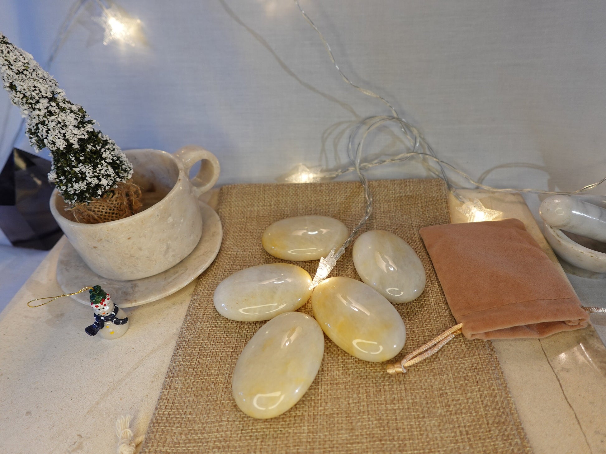 Lemon Quartz Natural Palm Stone Smooth Polished Carved Crystal for Distraction Birthday Christmas Xmas Gift