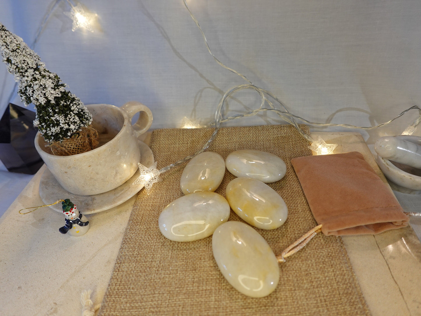 Lemon Quartz Natural Palm Stone Smooth Polished Carved Crystal for Distraction Birthday Christmas Xmas Gift