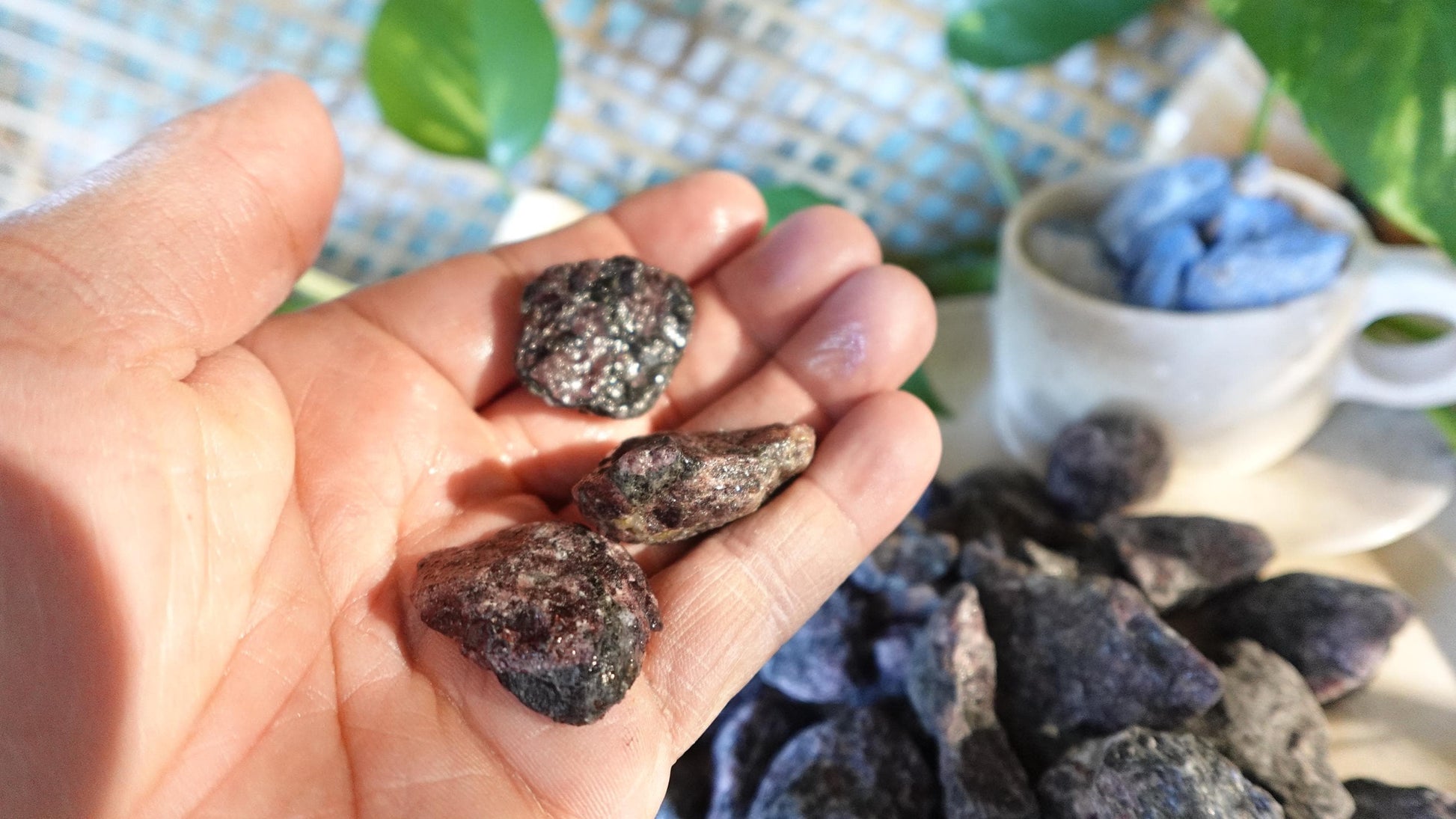 Raw Garnet Stone: Natural Untreated Crystals for Arts, Crafts & Decor