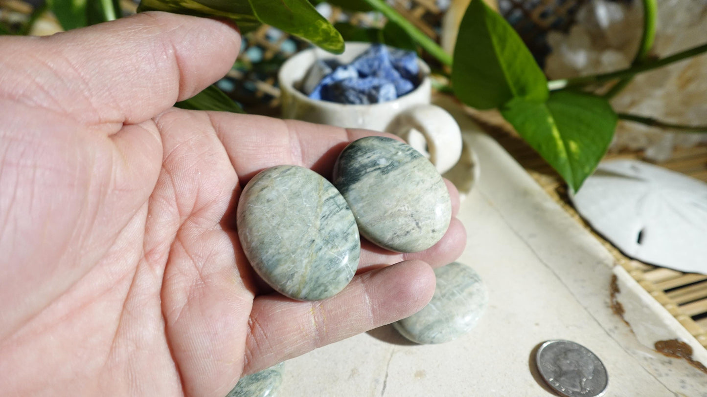 Olive Jade Medium Palm Stones Arts Home Decor Wholesale minerals Project Christmas Xmas Home Decor Gift Crafting Worry Polished Anxiety