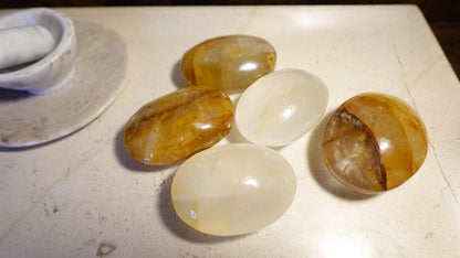 Golden Healer Quartz Palm Natural Crystal Polished Worry Stone Home Decor Anxiety Pocket Distraction Meditation Gift Birthday Christmas