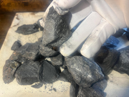 Raw Shungite Crystals: Untreated Carbon Stones for Home Decor