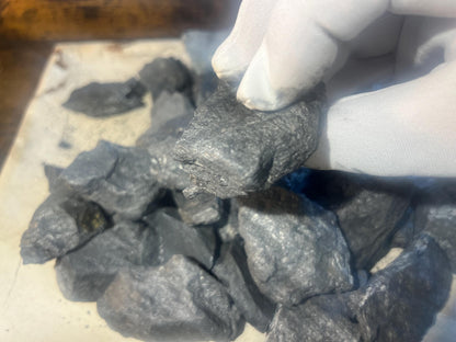 Raw Shungite Crystals: Untreated Carbon Stones for Home Decor
