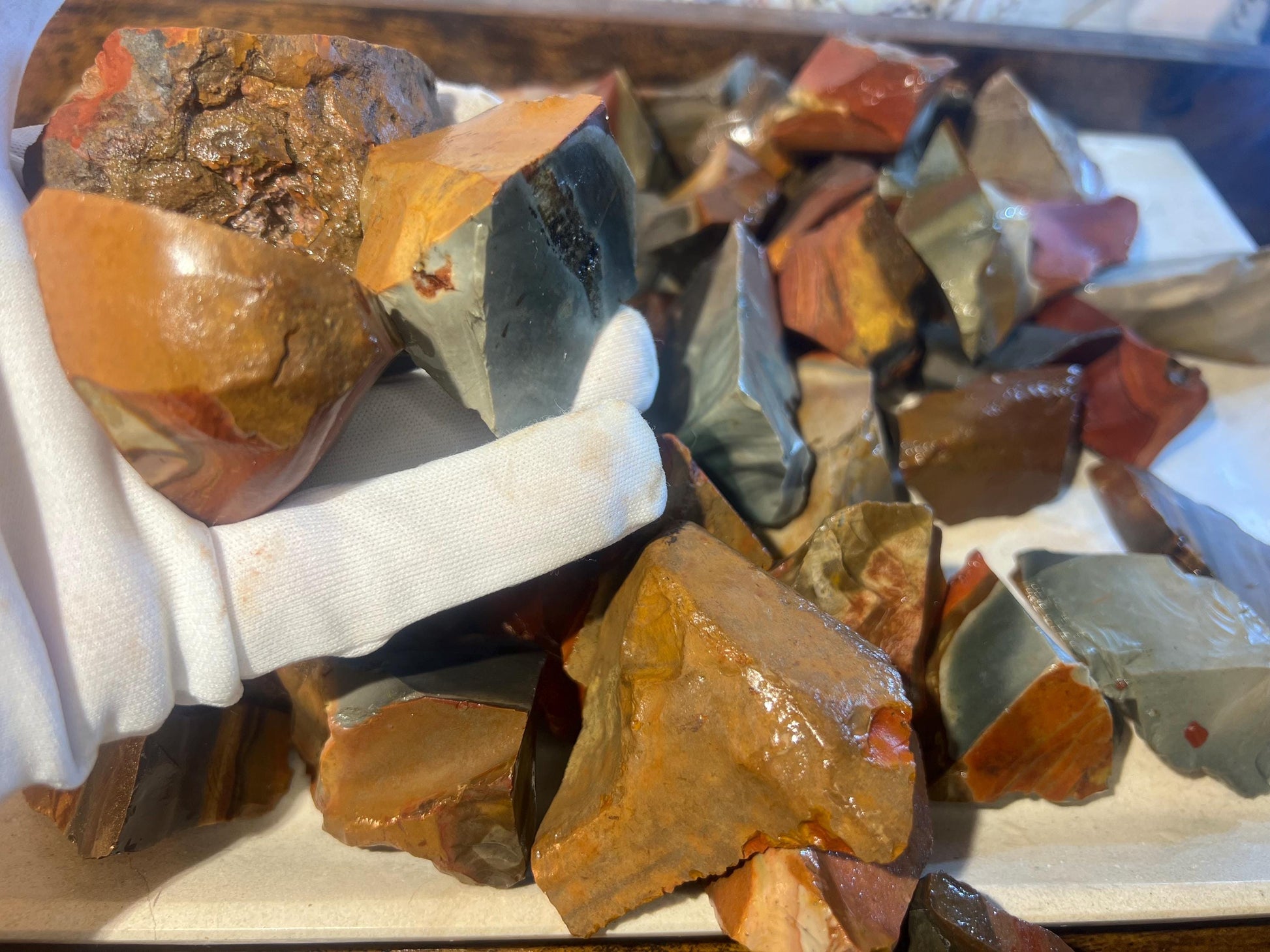 Raw Polychrome Jasper Crystals Untreated Anxiety Home Decor Wholesale Crystal Crafts School Christmas Xmas Home Decor Craft Birthday Gift