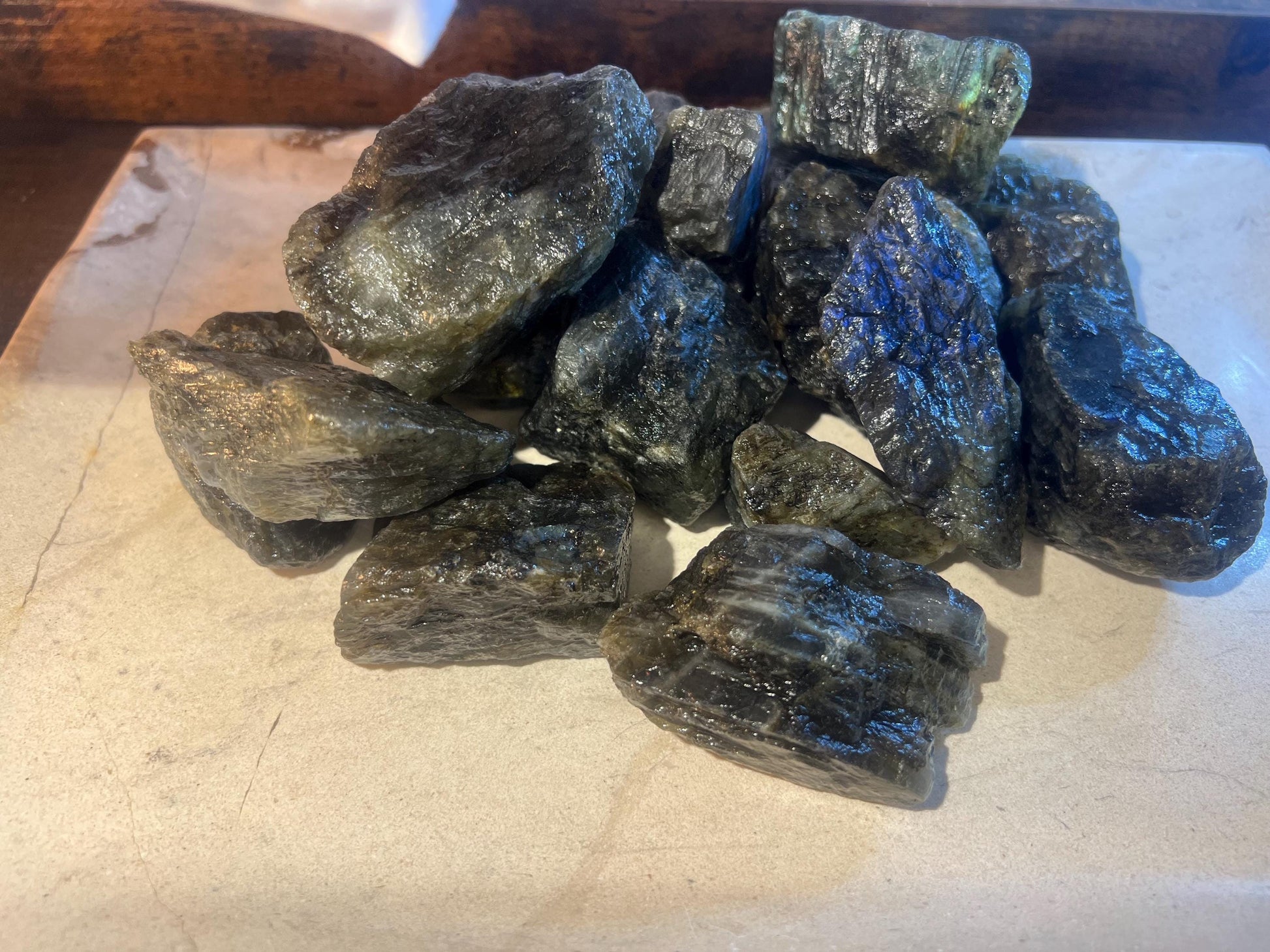Raw Labradorite Crystals Madagascar Natural Crystal Polished Worry Stone Home Decor Anxiety Pocket Distraction Meditation Gift Christmas