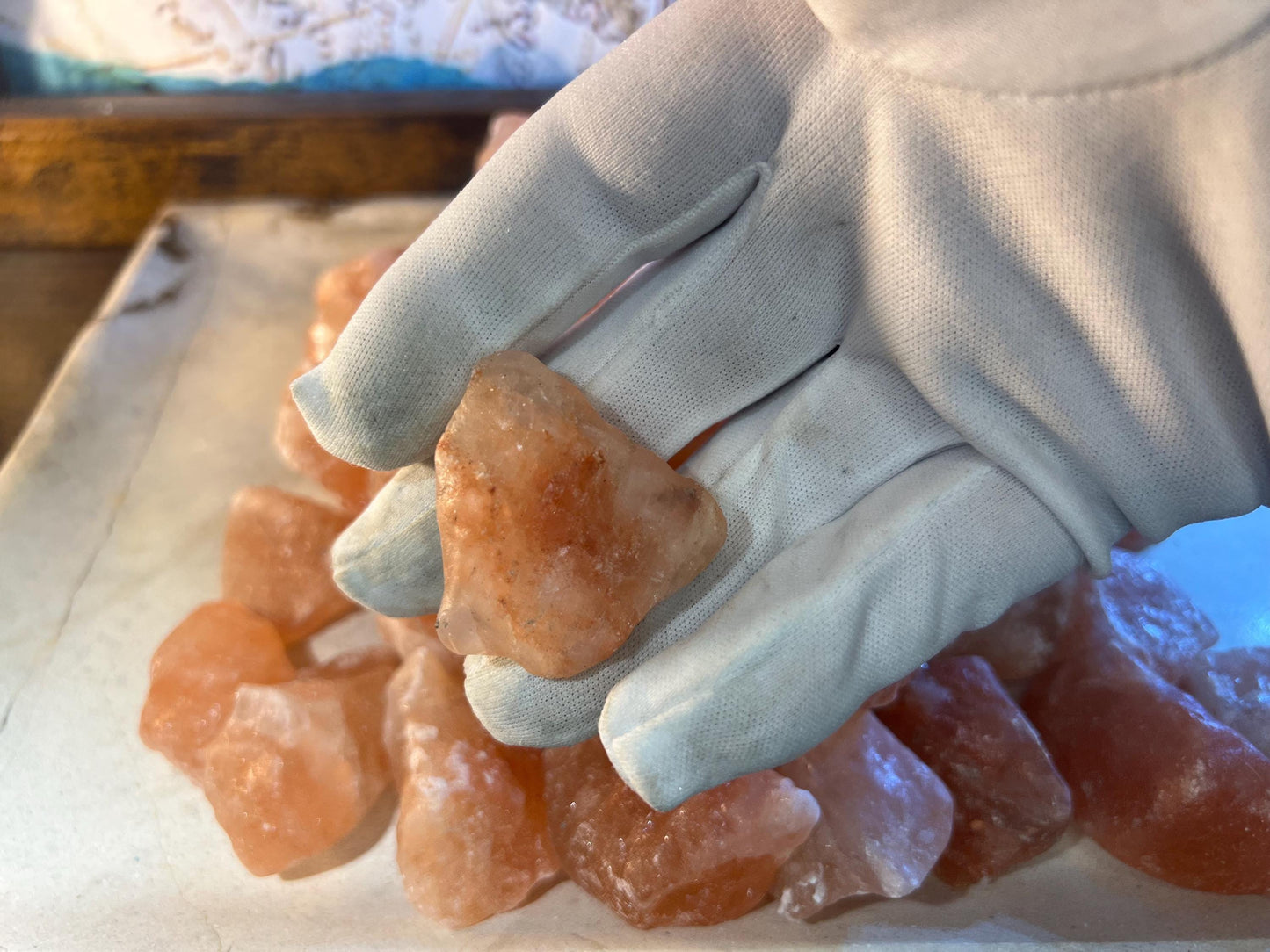 Raw Golden Himalayan Salt Crystals Untreated Anxiety Home Decor Wholesale minerals School Christmas Xmas Home Decor Craft Pocket Stone