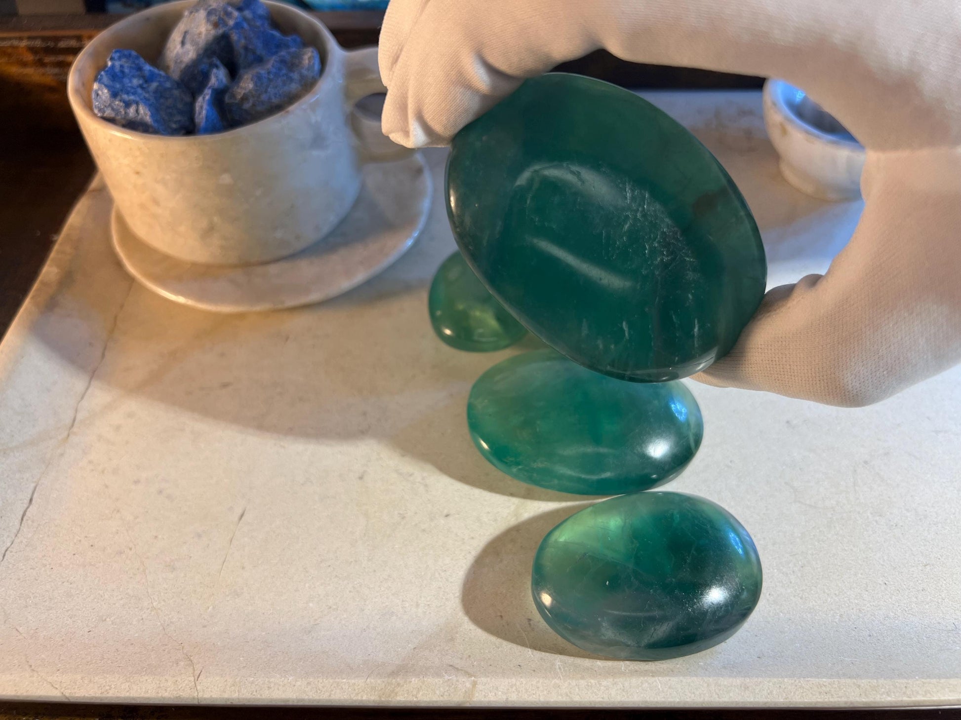 Green Fluorite Natural Palm Stone Smooth Polished Carved Crystal for Distraction Home Decor Worry Stress Relief Anxiety Christmas Xmas Gift