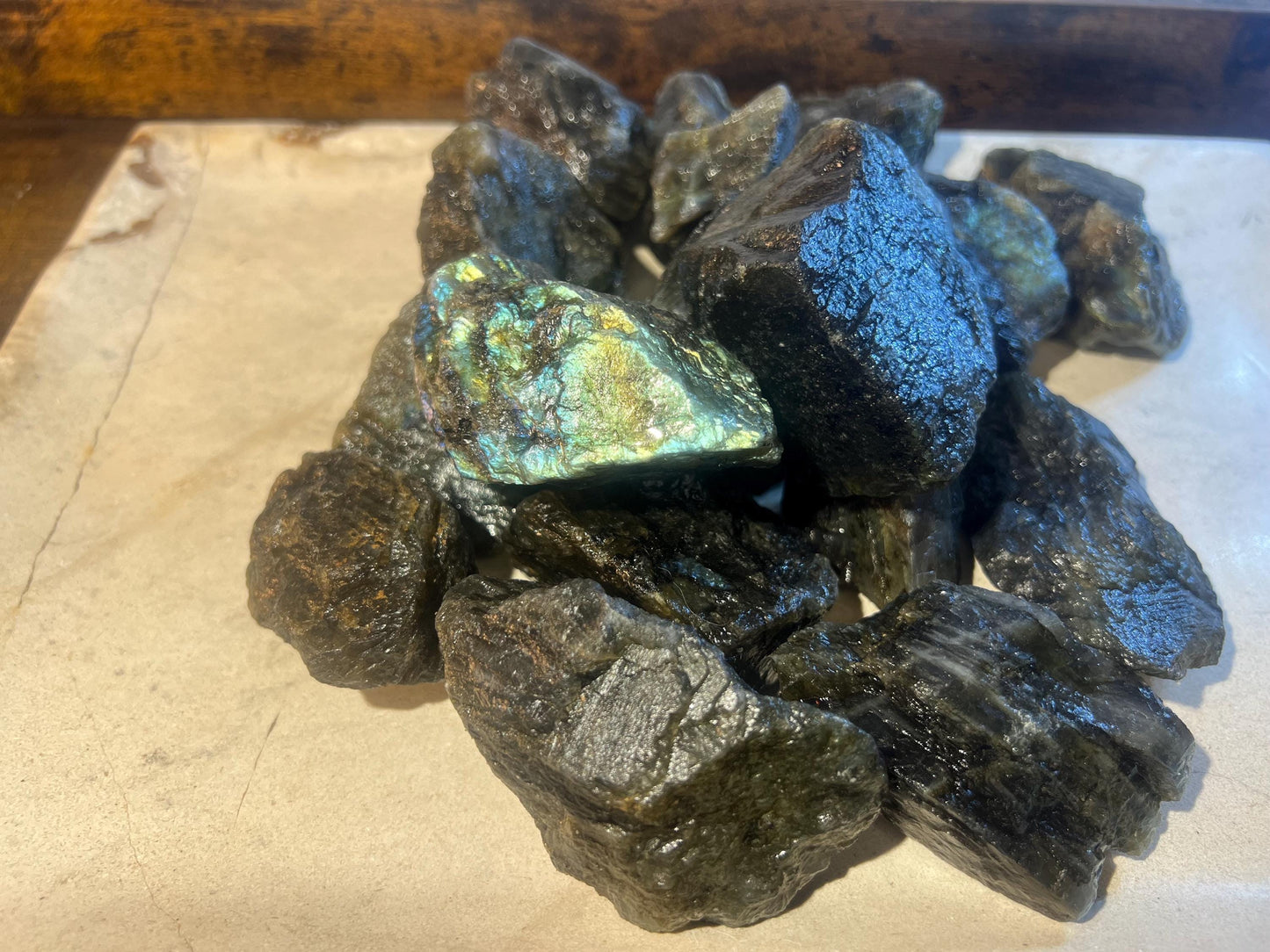 Raw Labradorite Crystals Madagascar Natural Crystal Polished Worry Stone Home Decor Anxiety Pocket Distraction Meditation Gift Christmas