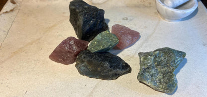 Raw Crystal Power Pack: Strawberry Quartz, Labradorite, Green Jade