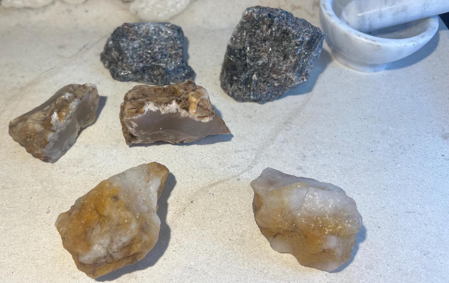Self-Discovery and Resilience Power Pack Nuummite, Golden Healer Quartz and Flower Agate Personal Focus Home Decor Meditation Birthday Xmas